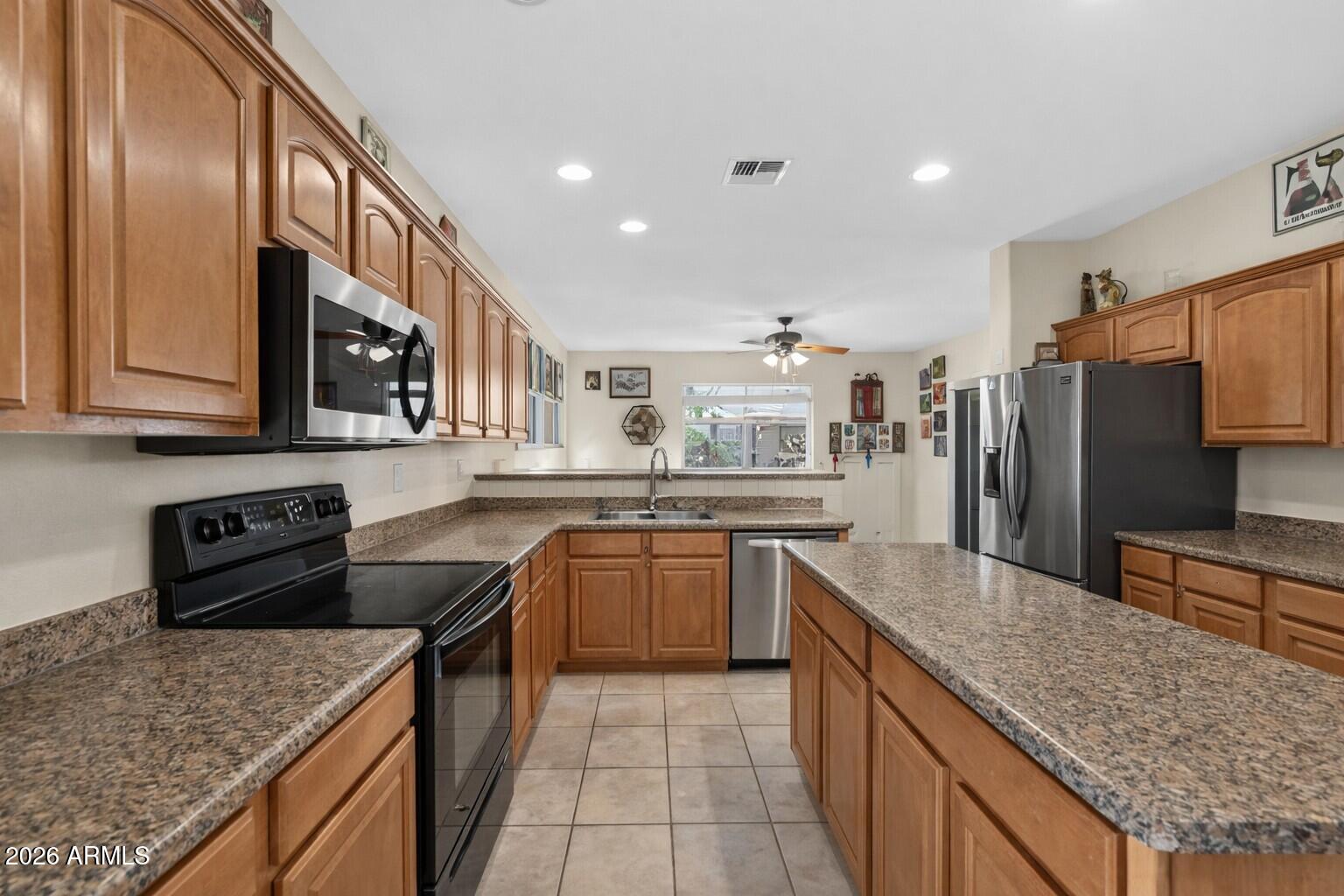 2176 E ALOE Place, Chandler, AZ 85286 — Photo 1 of 38