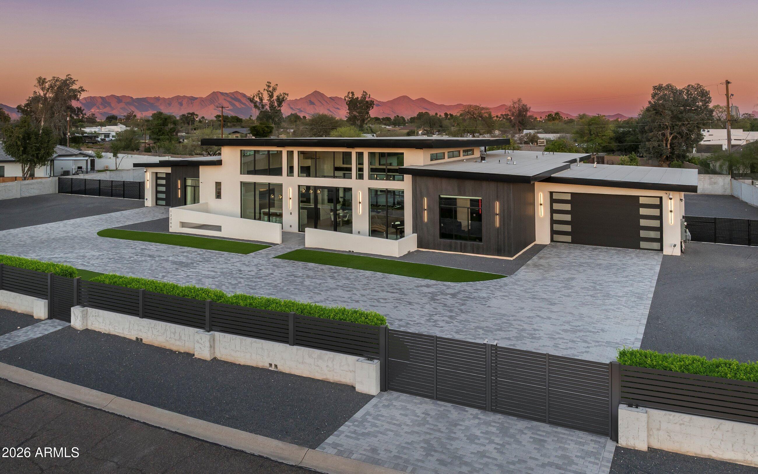 12209 N 65TH Place, Scottsdale, AZ 85254 — Photo 1 of 58