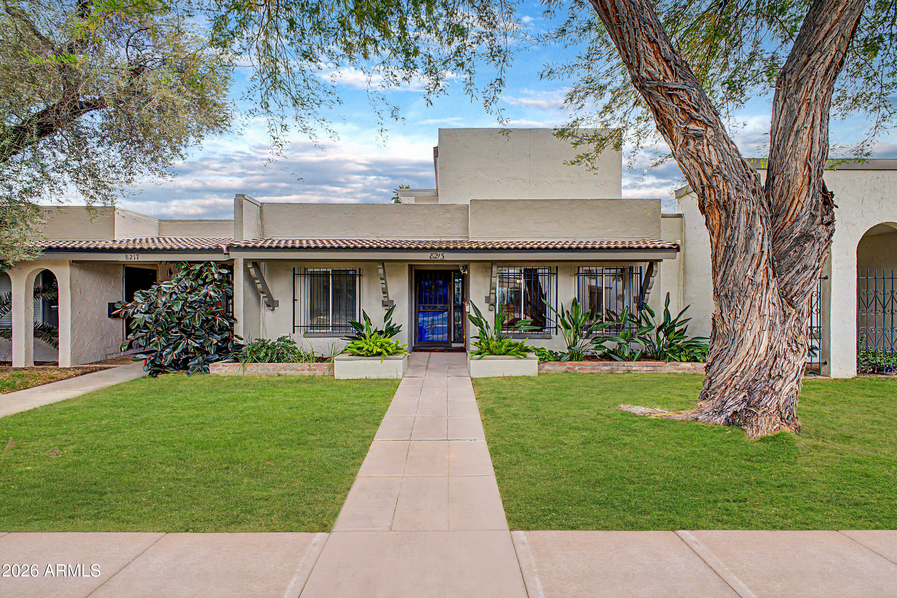8213 E ROVEY Avenue, Scottsdale, AZ 85250 — Photo 1 of 26
