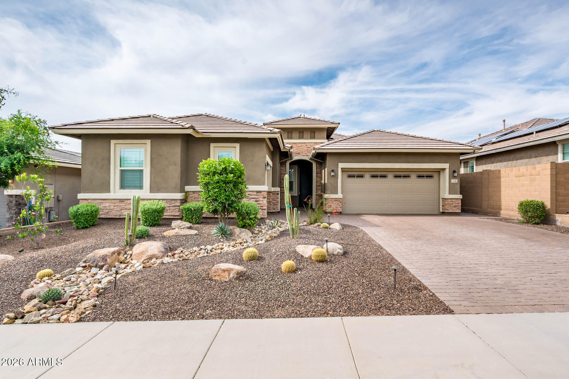 11581 W RED HAWK Drive, Peoria, AZ 85383 — Photo 1 of 47