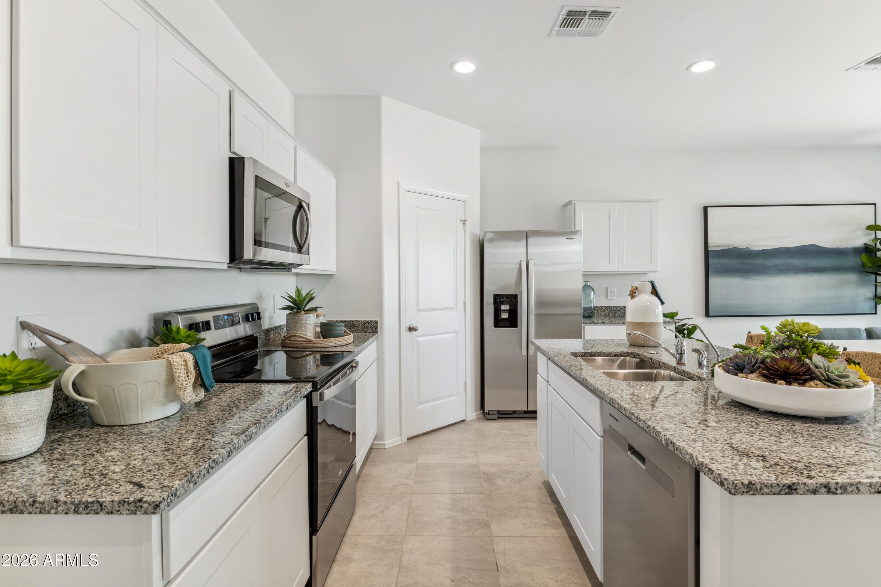 1569 E GLAZIER Drive E, Casa Grande, AZ 85122 — Photo 1 of 53