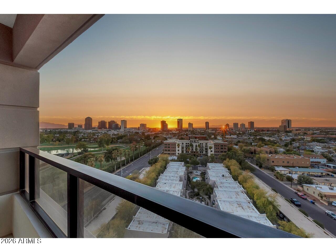 1040 E OSBORN Road 1004, Phoenix, AZ 85014 — Photo 1 of 94