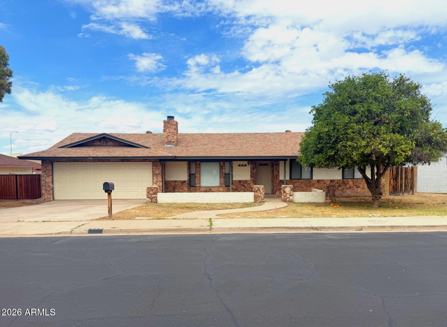444 E IVY Street, Mesa, AZ 85203 — Photo 1 of 18