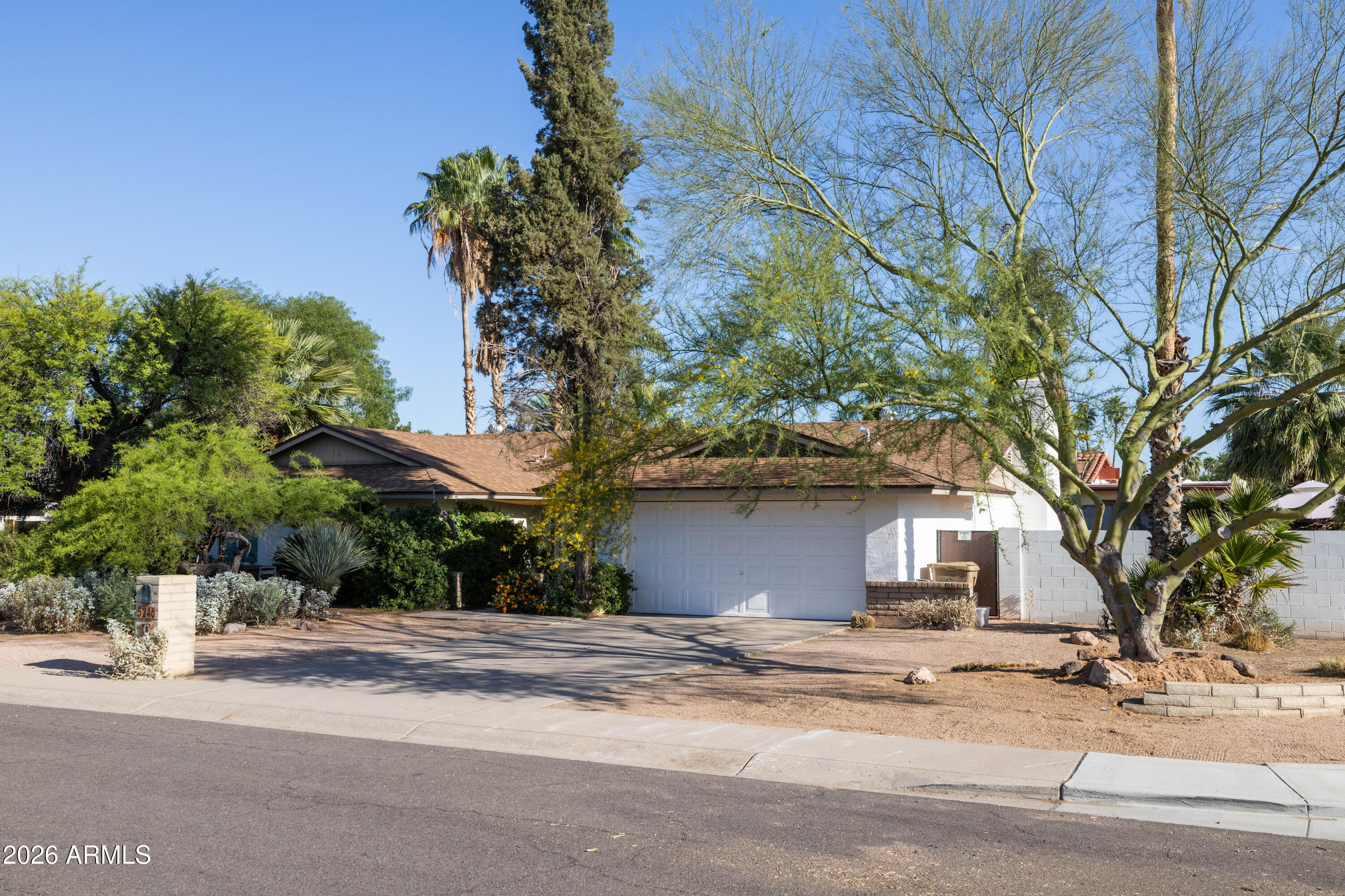 5246 E WINCHCOMB Drive, Scottsdale, AZ 85254 — Photo 1 of 68