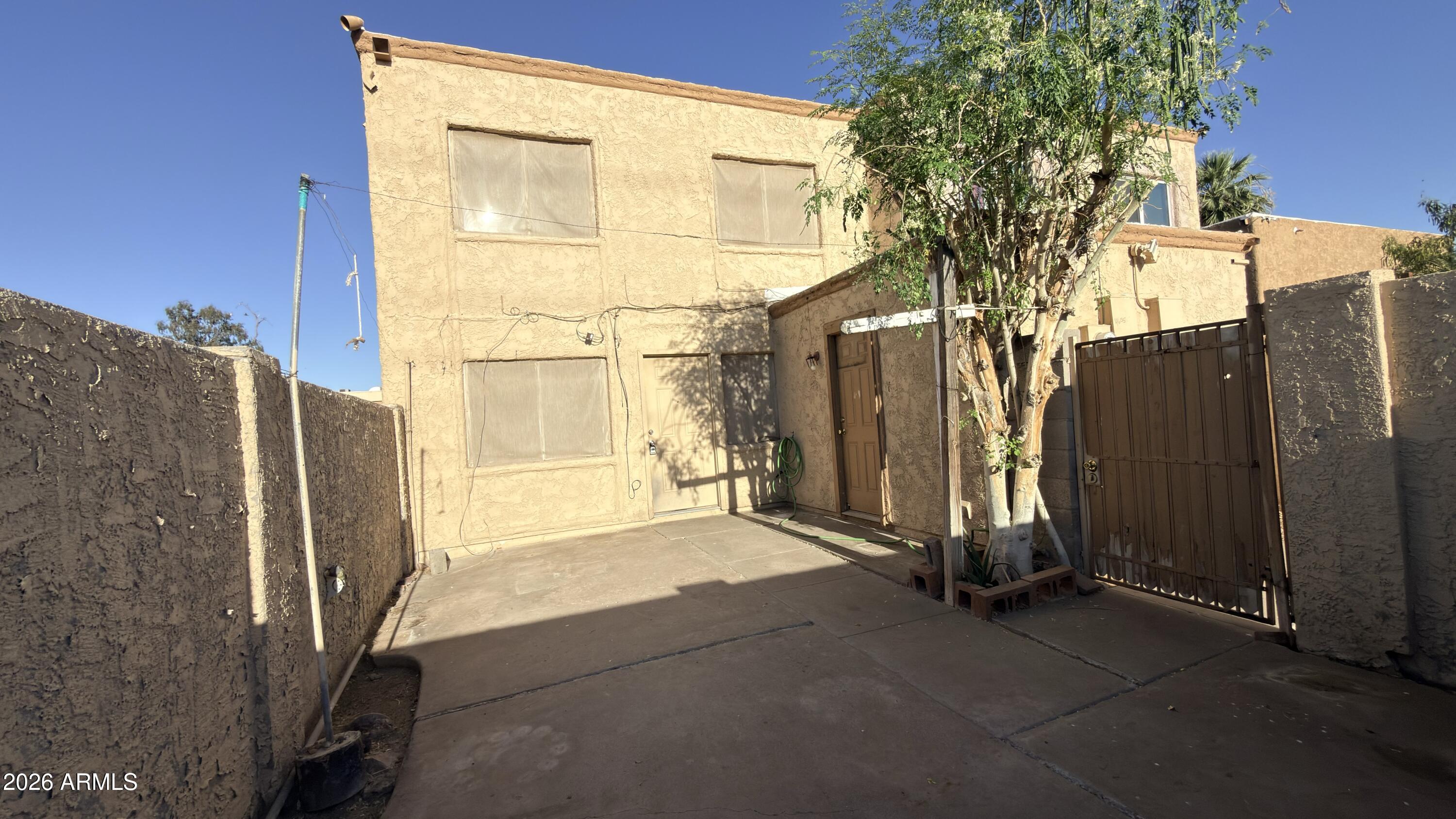 4605 E PUEBLO Avenue, Phoenix, AZ 85040 — Photo 1 of 8