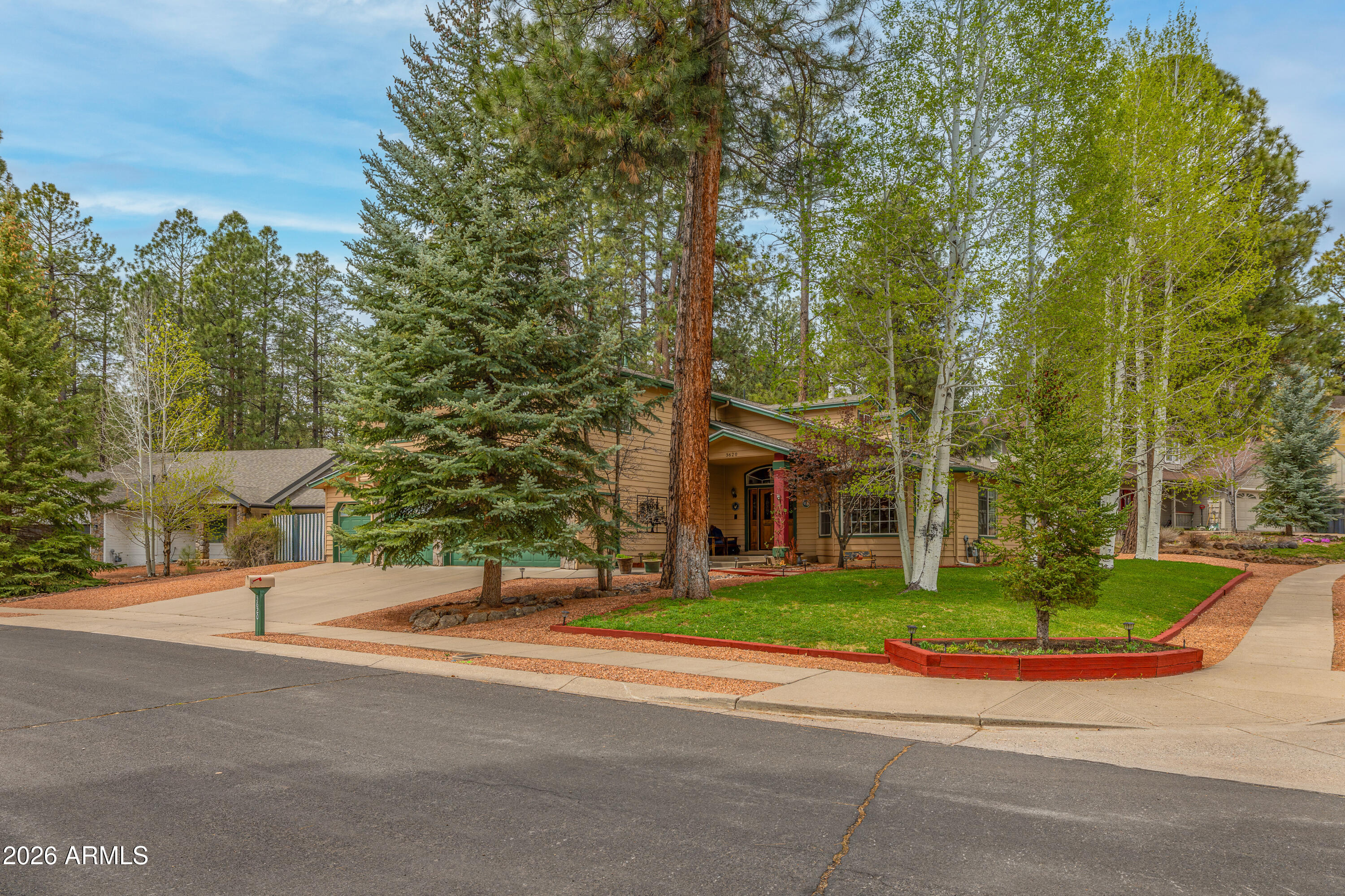 3620 S Cheryl Drive, Flagstaff, AZ 86005 — Photo 1 of 62