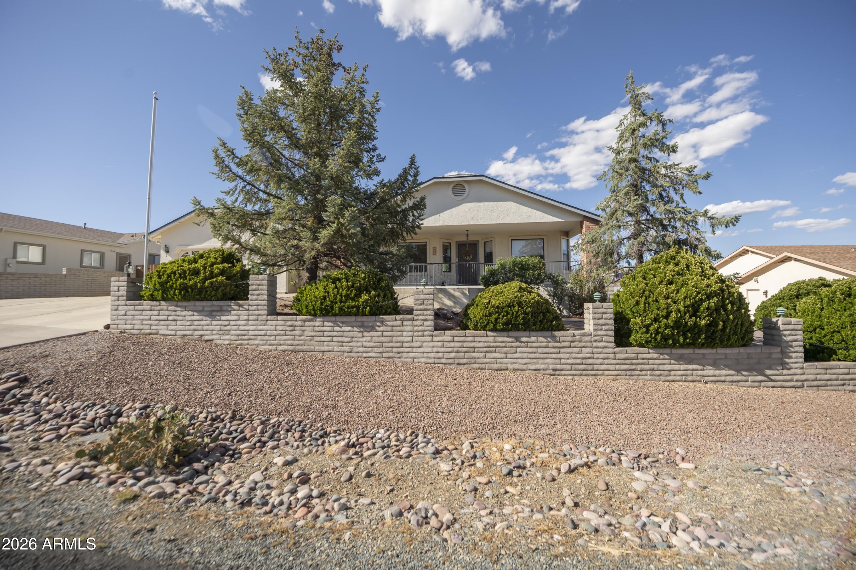 4212 N CYPRESS Circle, Prescott Valley, AZ 86314 — Photo 1 of 38