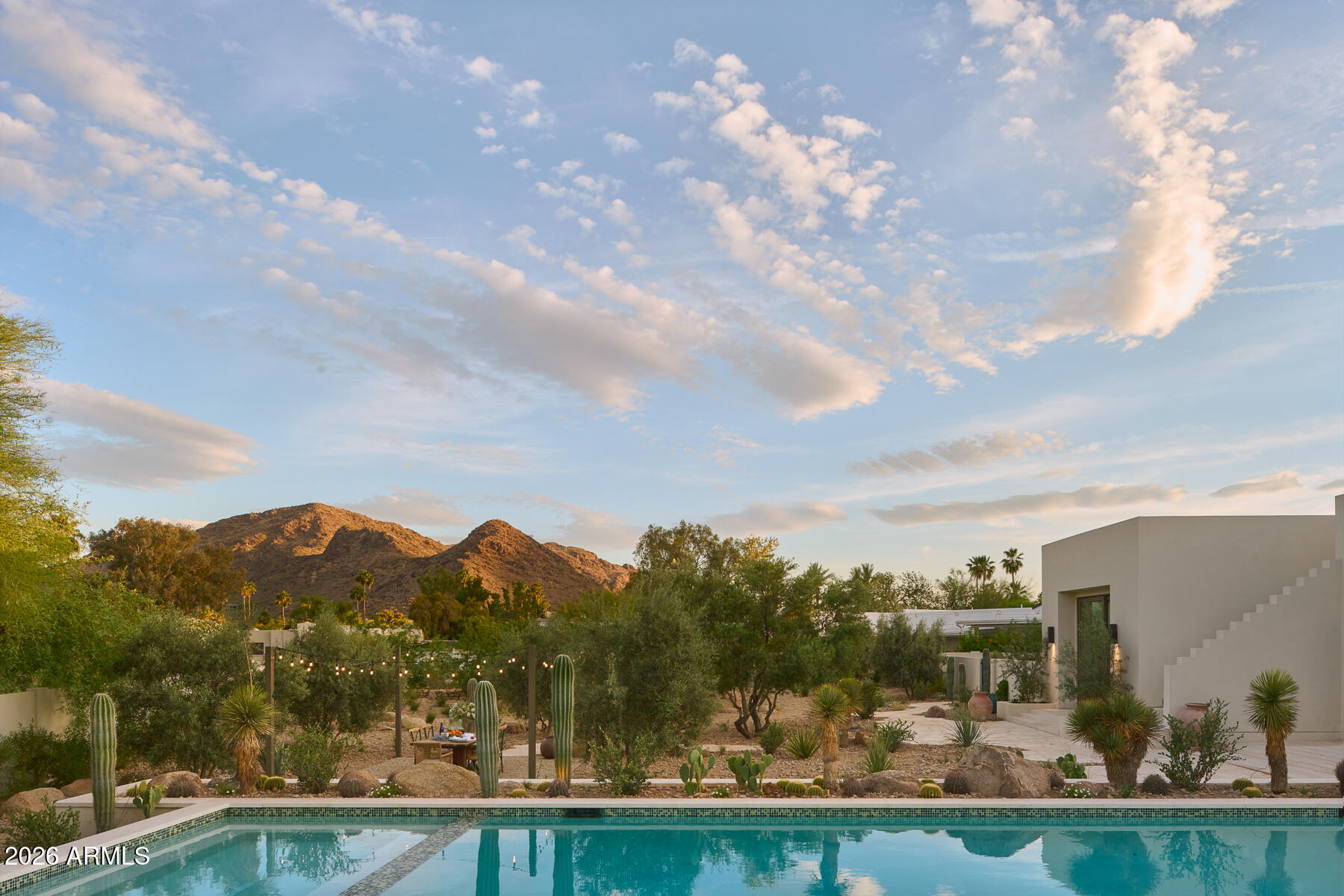 8717 N AVENIDA DEL SOL, Paradise Valley, AZ 85253 — Photo 1 of 45
