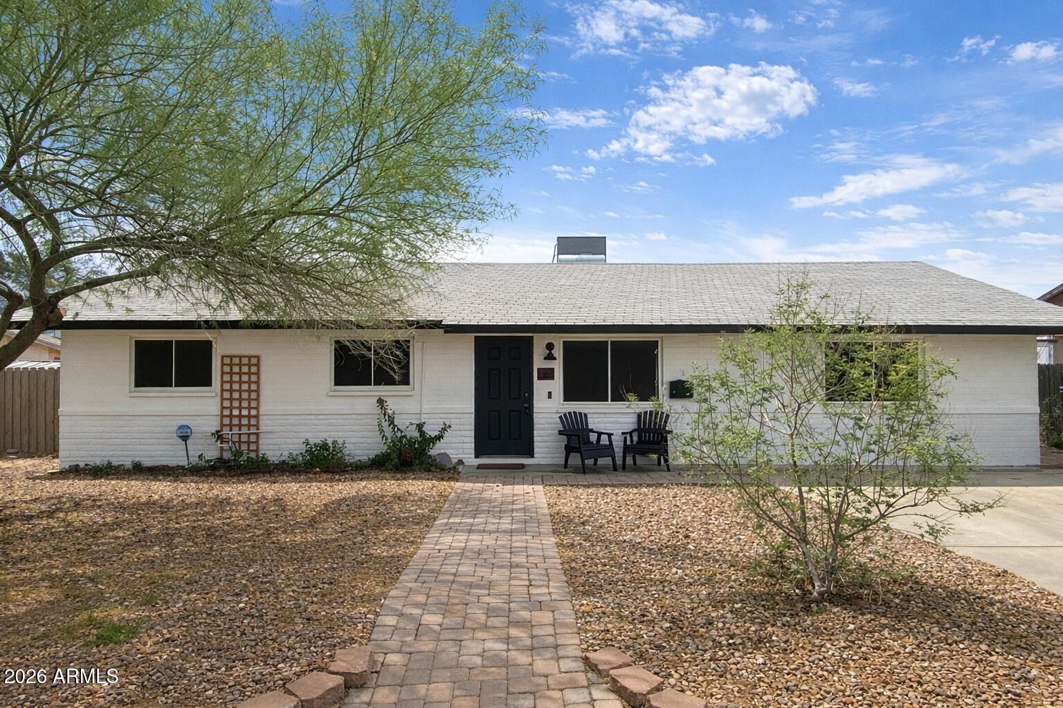 1033 W Hickory Street, Mesa, AZ 85201 — Photo 1 of 20
