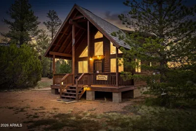 2741 Elk Trail Road, Overgaard, AZ 85933