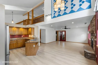 Thumbnail 13