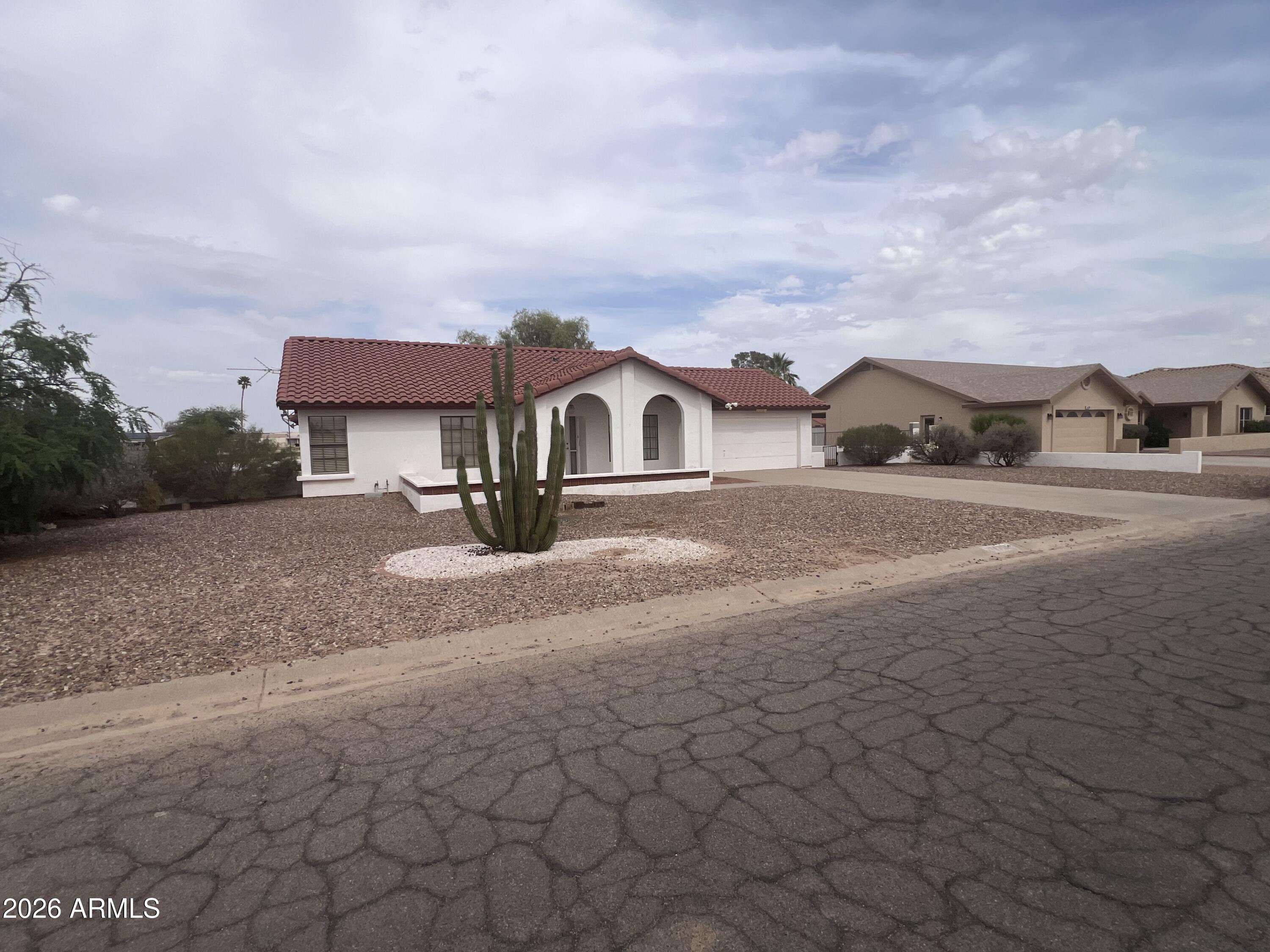 14719 S COUNTRY CLUB Way, Arizona City, AZ 85123 — Photo 1 of 35