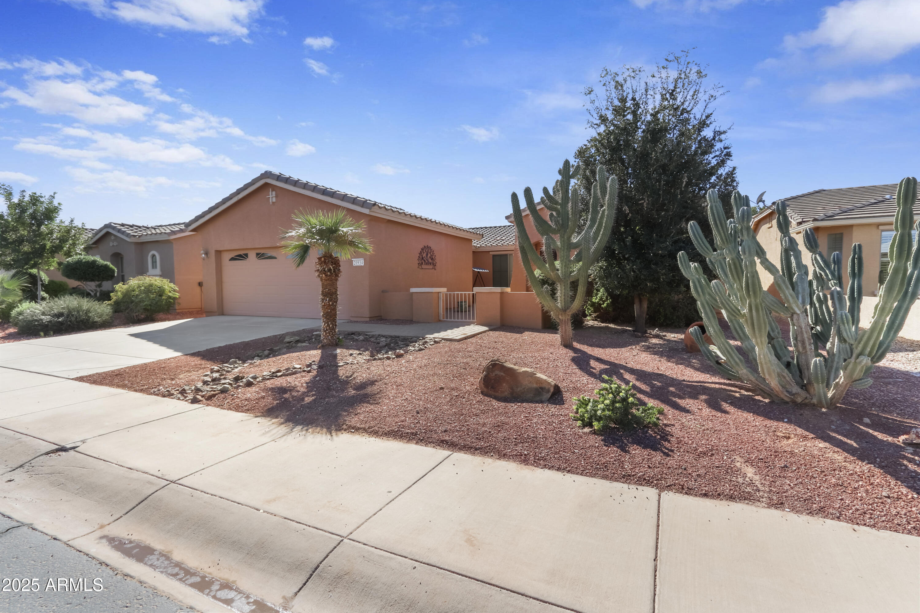 20934 N SWEET DREAMS Drive, Maricopa, AZ 85138 — Photo 1 of 39