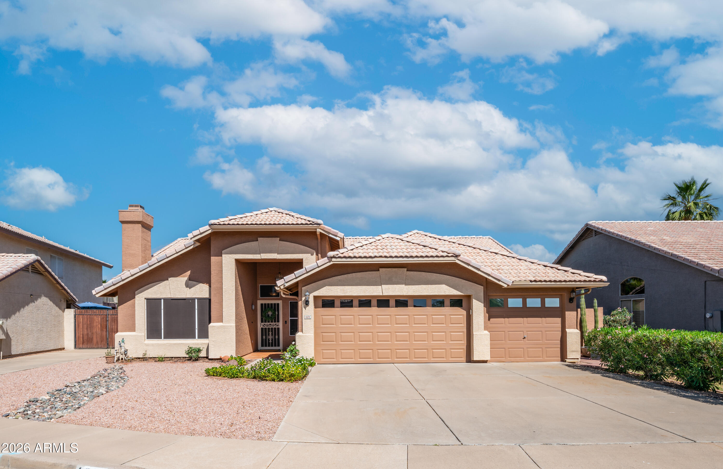 1021 S ROWEN, Mesa, AZ 85208 — Photo 1 of 37