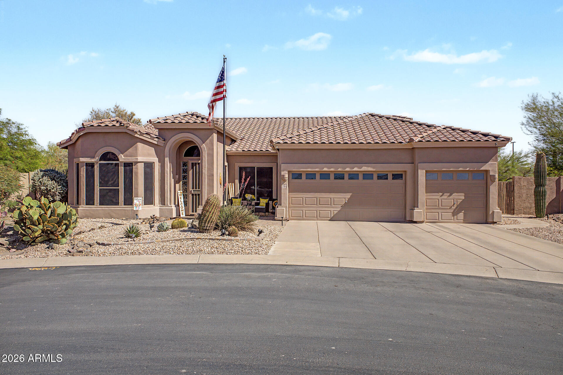 7762 E RUSSELL Circle, Mesa, AZ 85207 — Photo 1 of 49