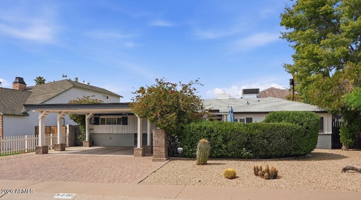 5328 E VERDE Lane, Phoenix, AZ 85018 — Photo 1 of 32