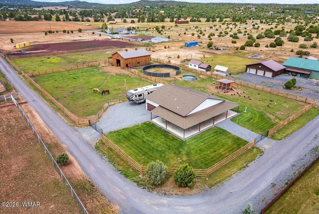 1091 School House, Show Low, AZ 85901 — Photo 1 of 29