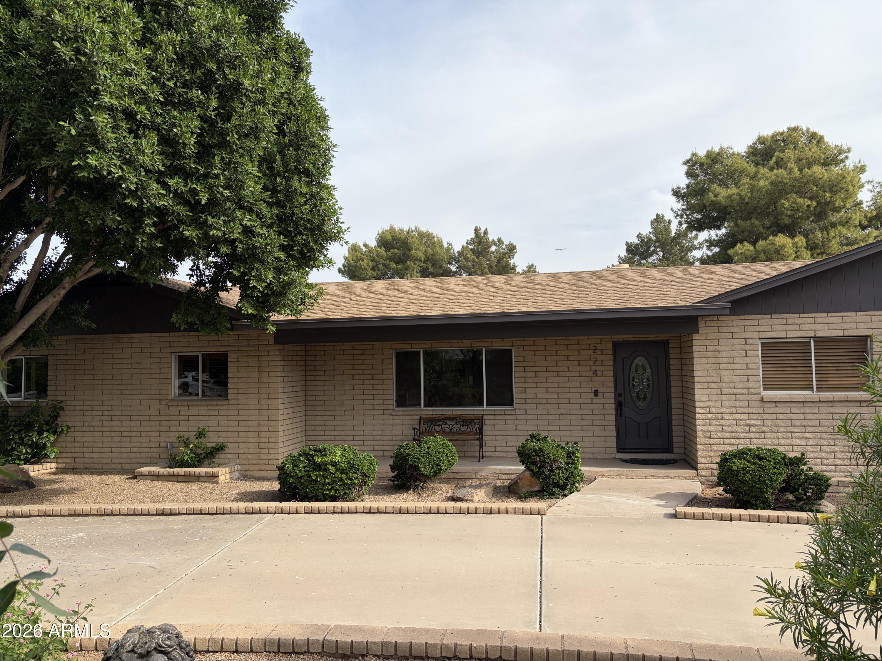 224 E CAMPBELL Road, Chandler, AZ 85225 — Photo 1 of 24