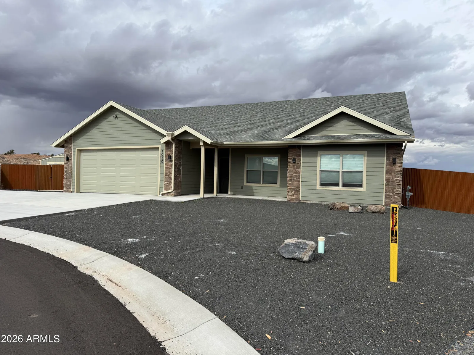 1030 N HILLSHIRE Circle, Taylor, AZ 85939 — Photo 1 of 32