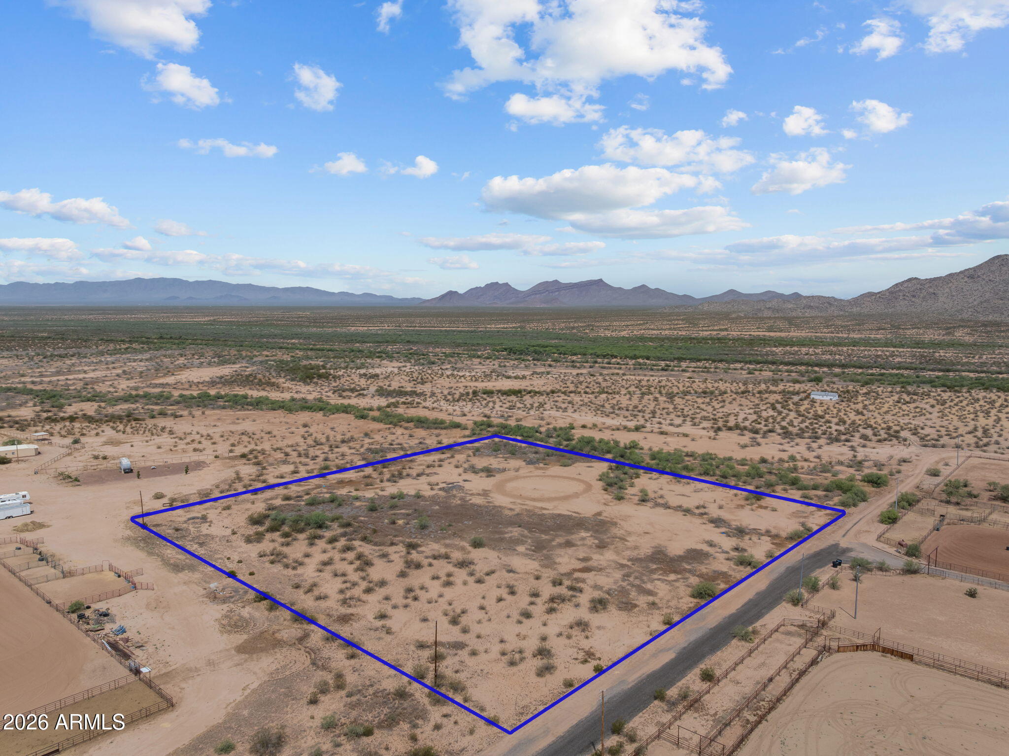 1x N 463rd Avenue 27, Wickenburg, AZ 85390 — Photo 1 of 16