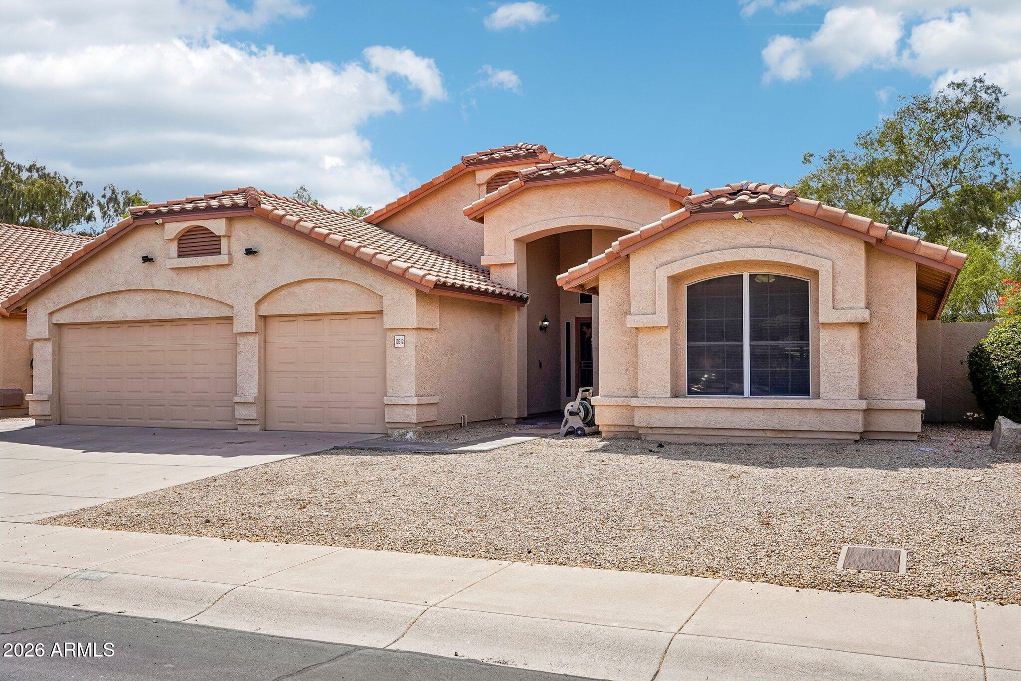 10312 N 58TH Lane, Glendale, AZ 85302 — Photo 1 of 31