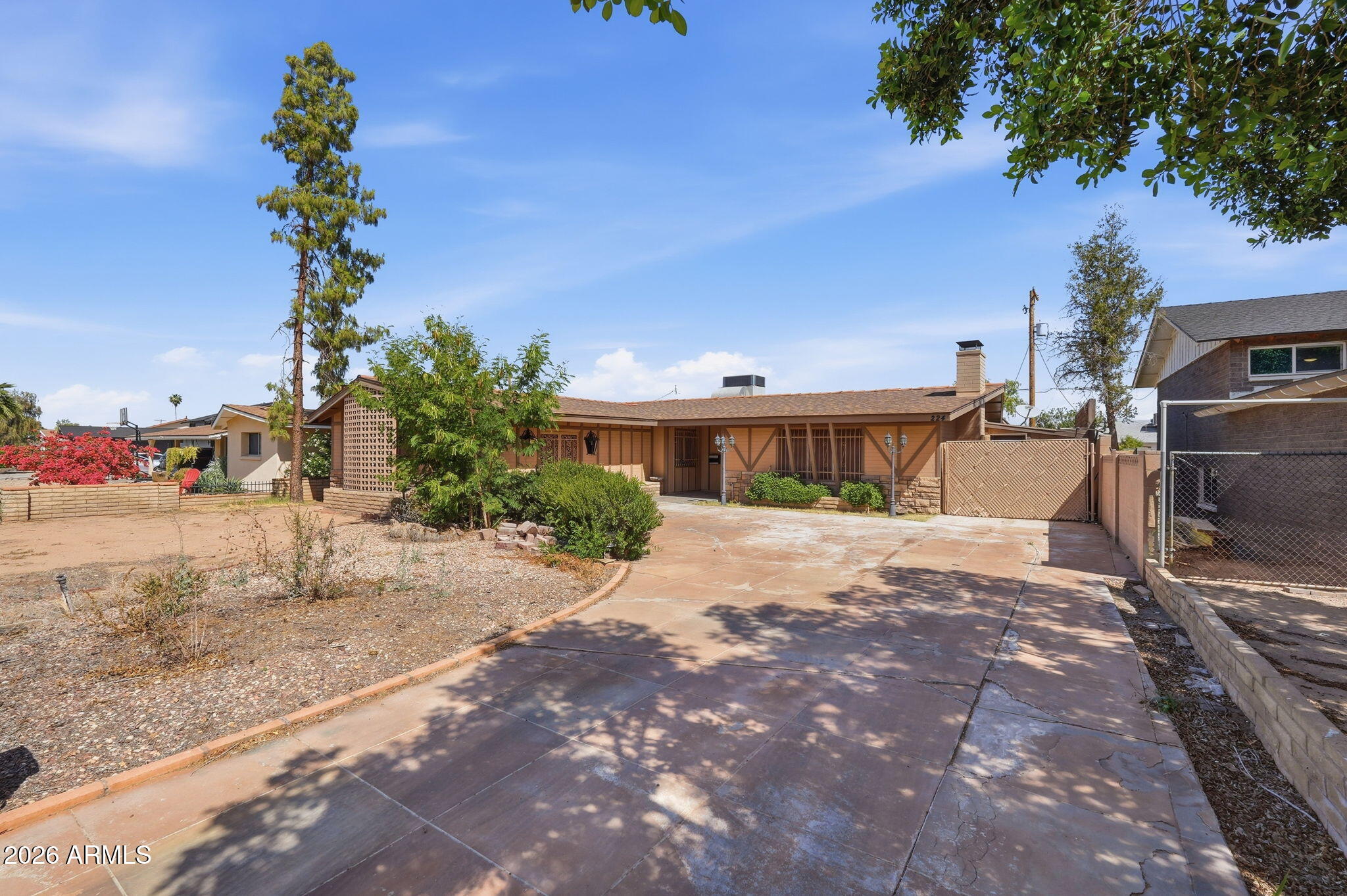 224 E LA JOLLA Drive, Tempe, AZ 85282 — Photo 1 of 36