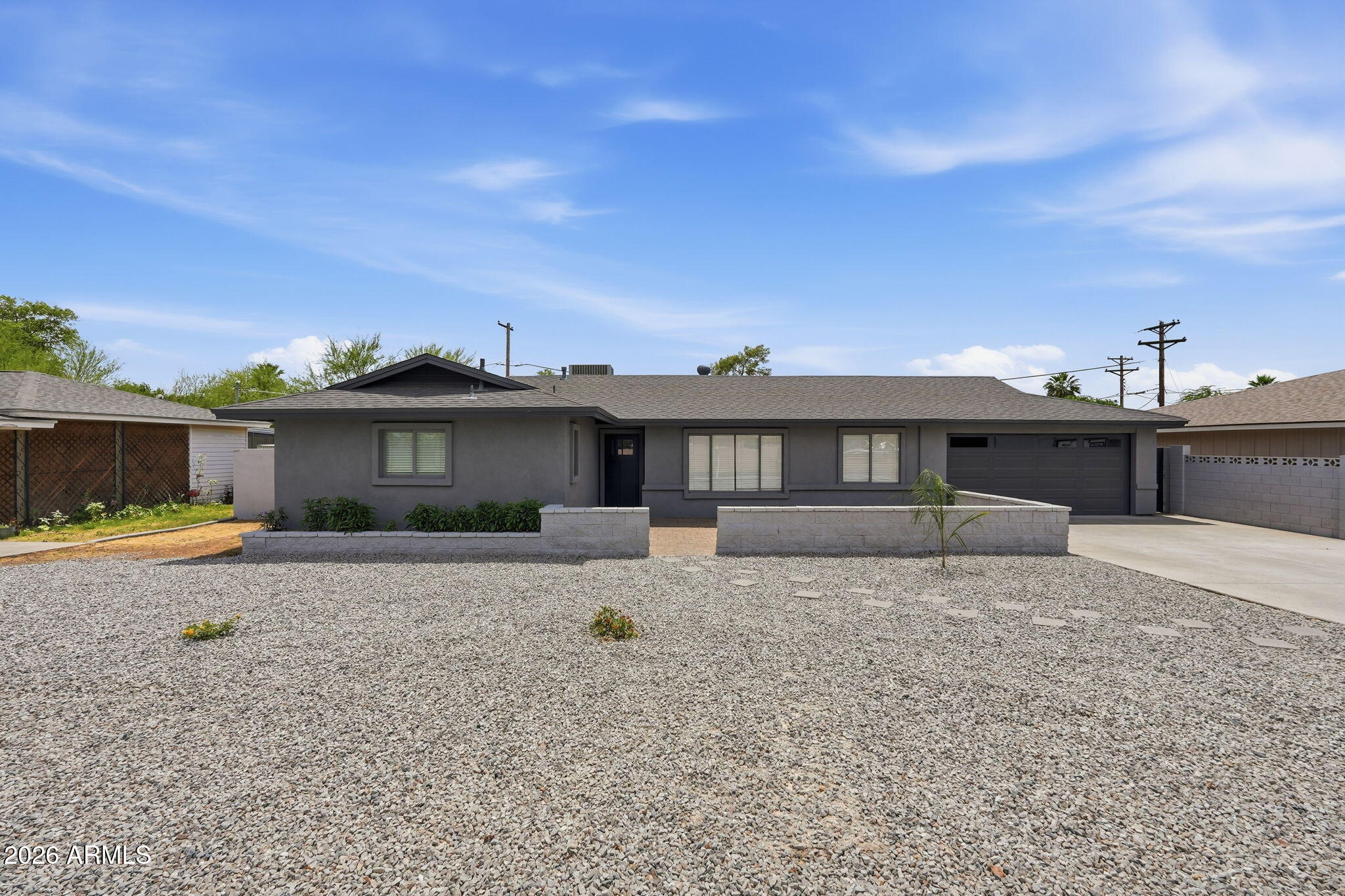 1625 W ORANGEWOOD Avenue, Phoenix, AZ 85021 — Photo 1 of 24