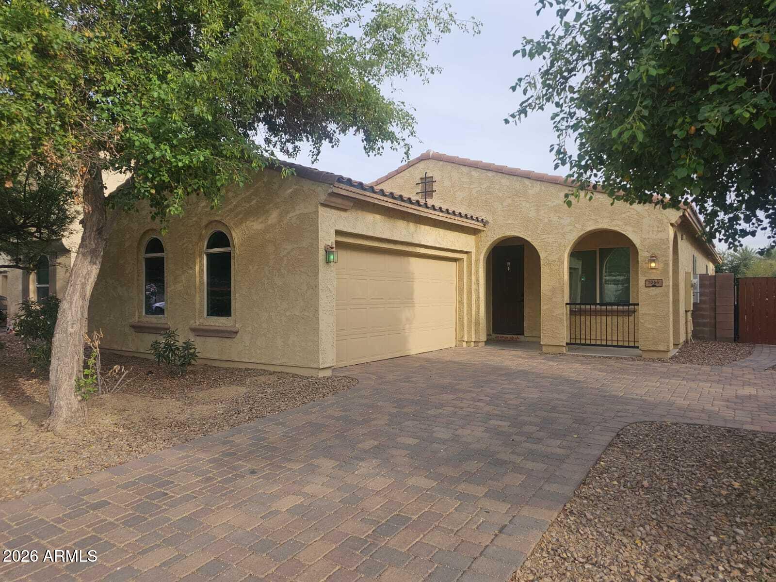1069 E BLUE SPRUCE Lane, Gilbert, AZ 85298 — Photo 1 of 13