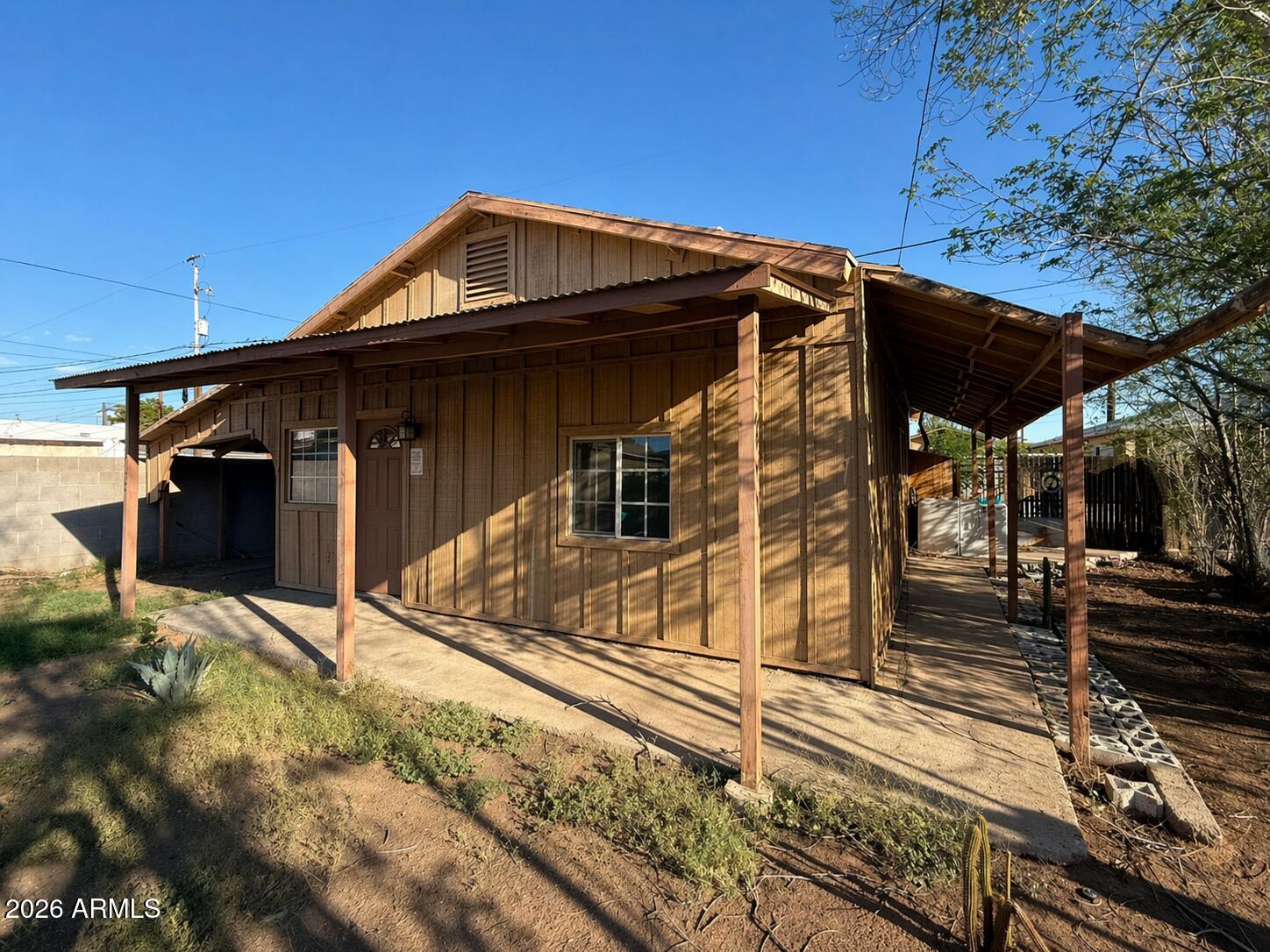1212 E TAYLOR Street, Phoenix, AZ 85006 — Photo 1 of 5