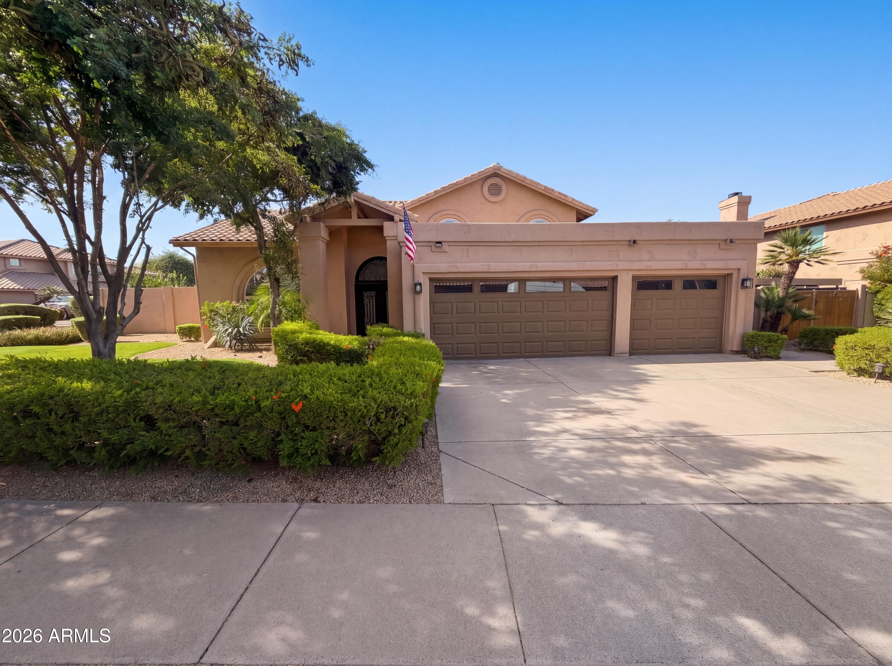 9153 E PALM TREE Drive, Scottsdale, AZ 85255 — Photo 1 of 27