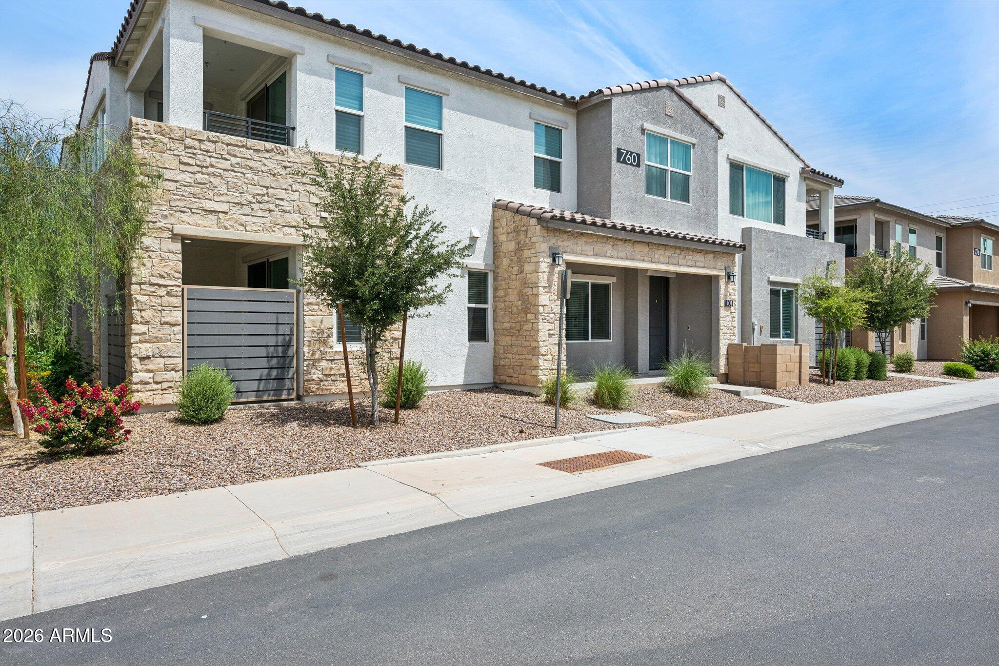 760 E Doral Avenue 101, Gilbert, AZ 85297 — Photo 1 of 24