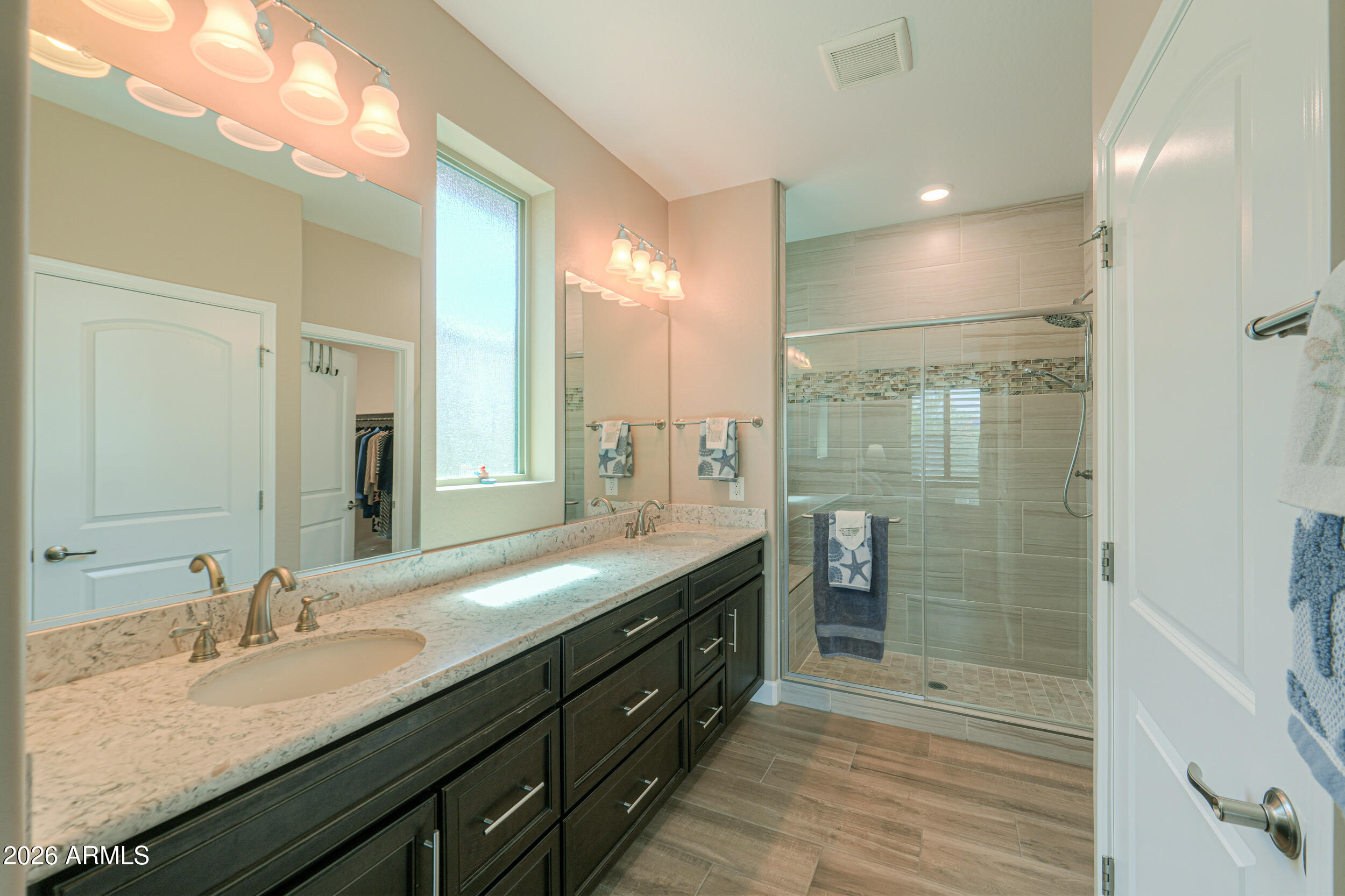 Thumbnail 25