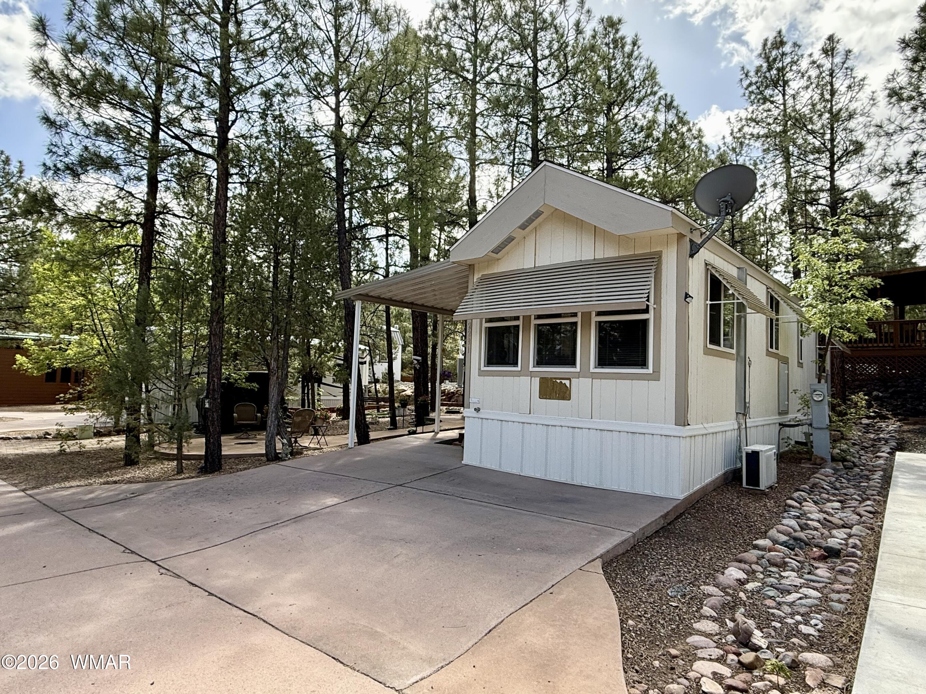 2291 E Broken Arrow Lane, Show Low, AZ 85901