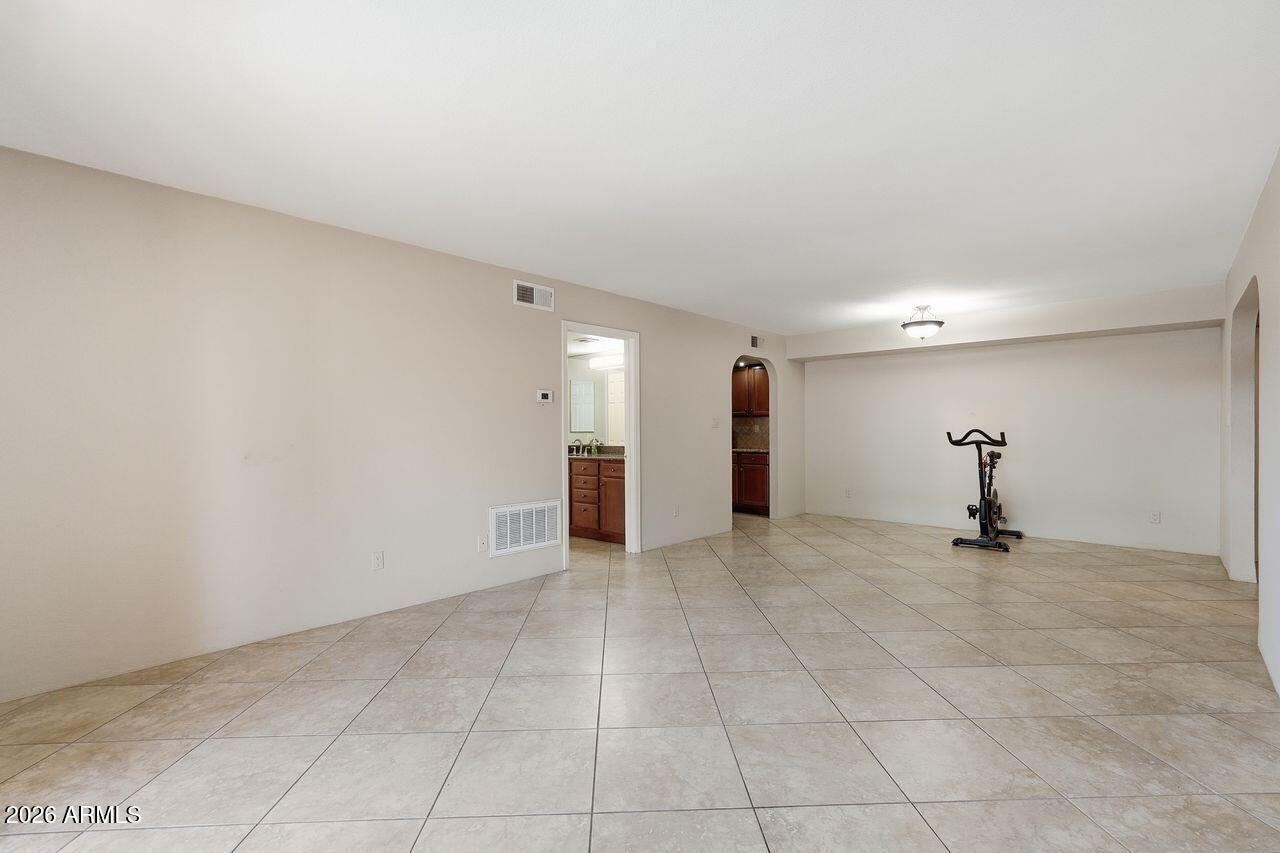 Thumbnail 18