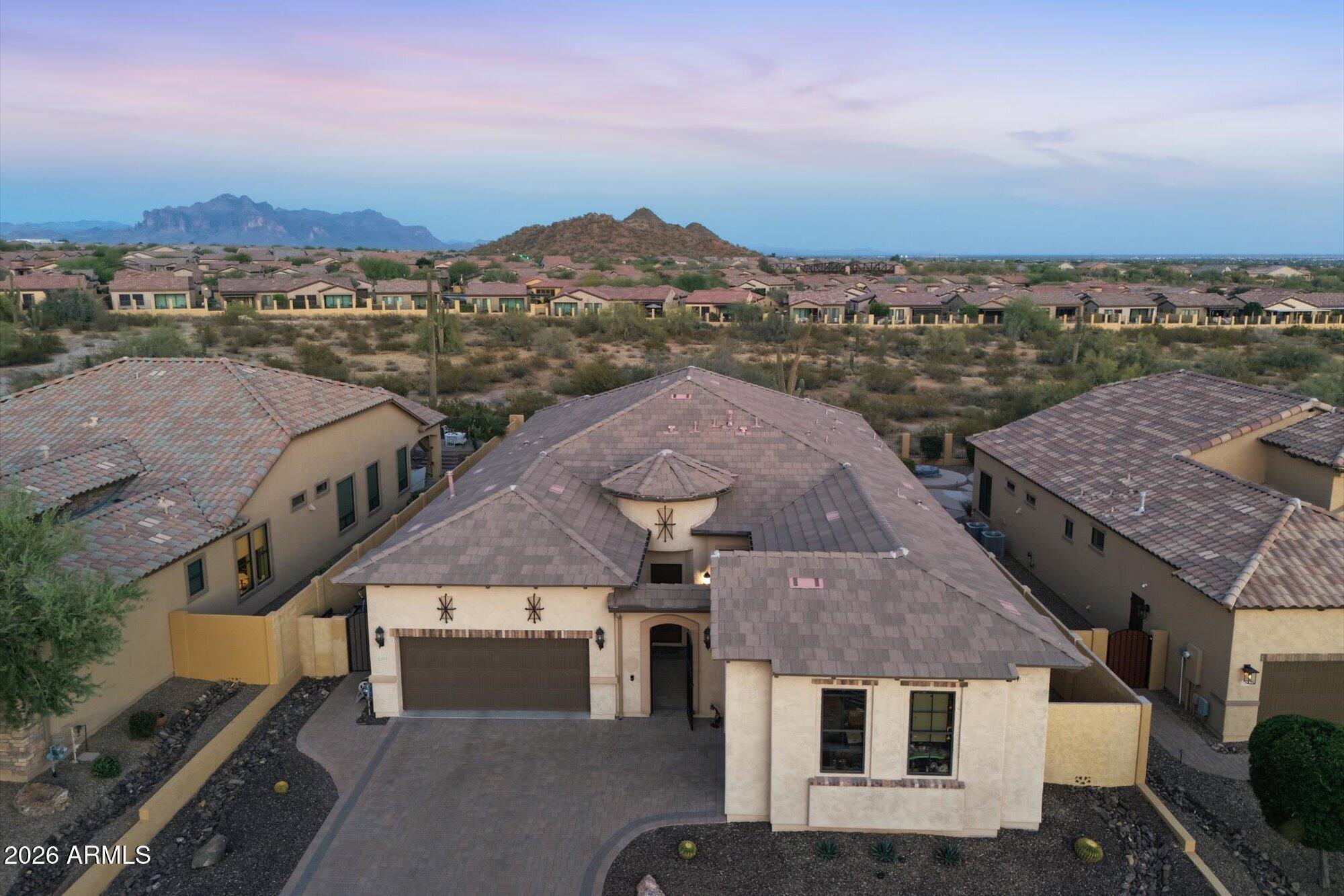 2155 N STEELE, Mesa, AZ 85207 — Photo 1 of 67