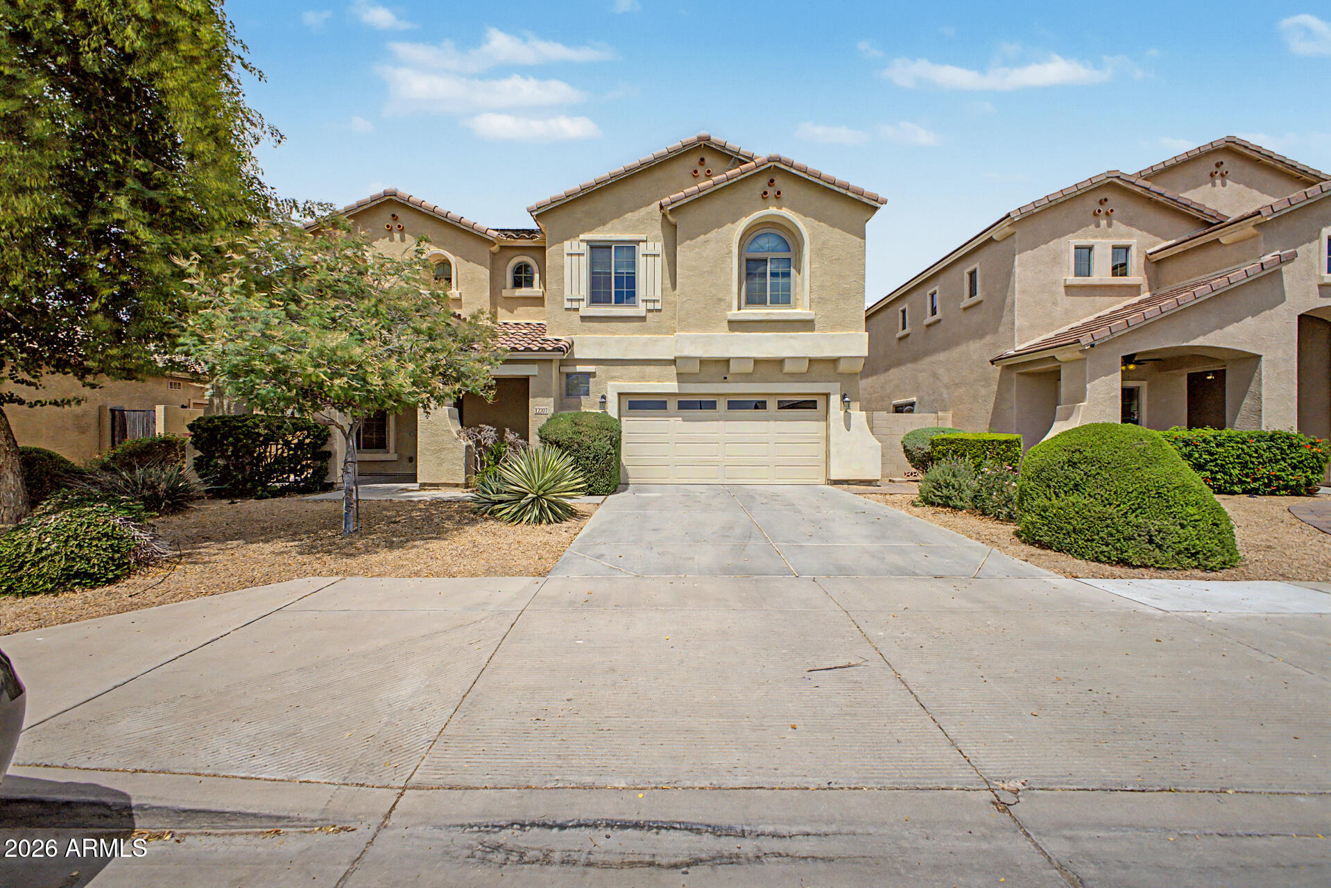 12202 W MOUNTAIN VIEW Drive, Avondale, AZ 85323 — Photo 1 of 30