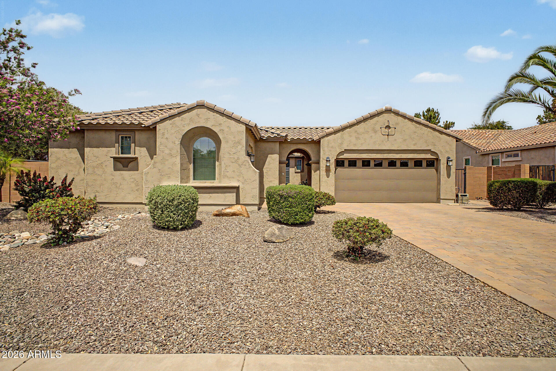 10934 E REUBEN Circle, Mesa, AZ 85212 — Photo 1 of 32
