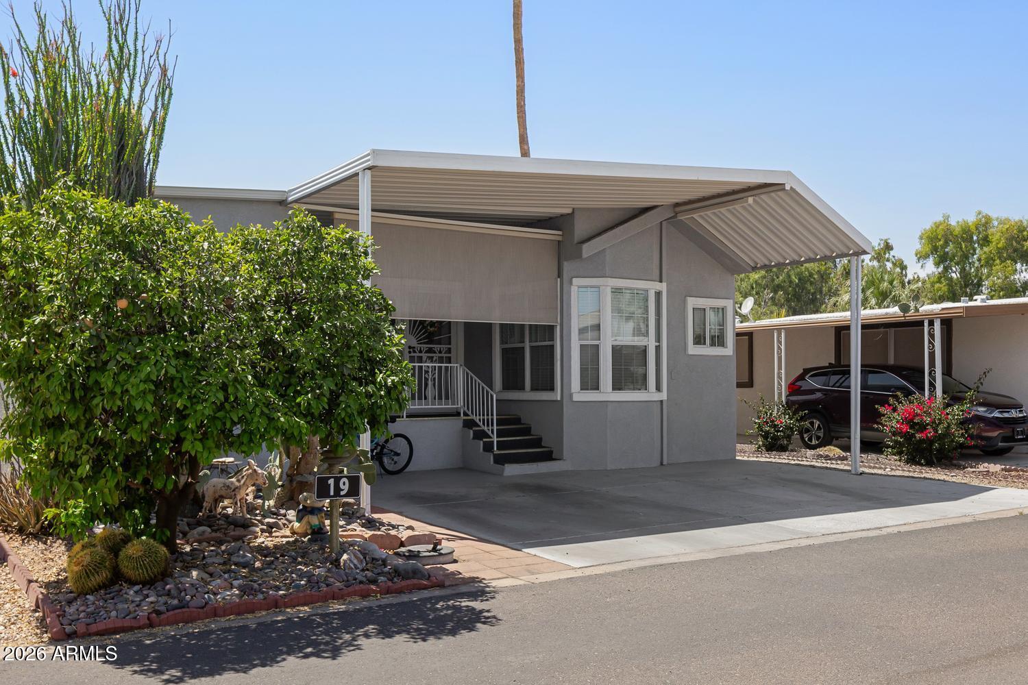 17200 W BELL Road 19, Surprise, AZ 85374 — Photo 1 of 26