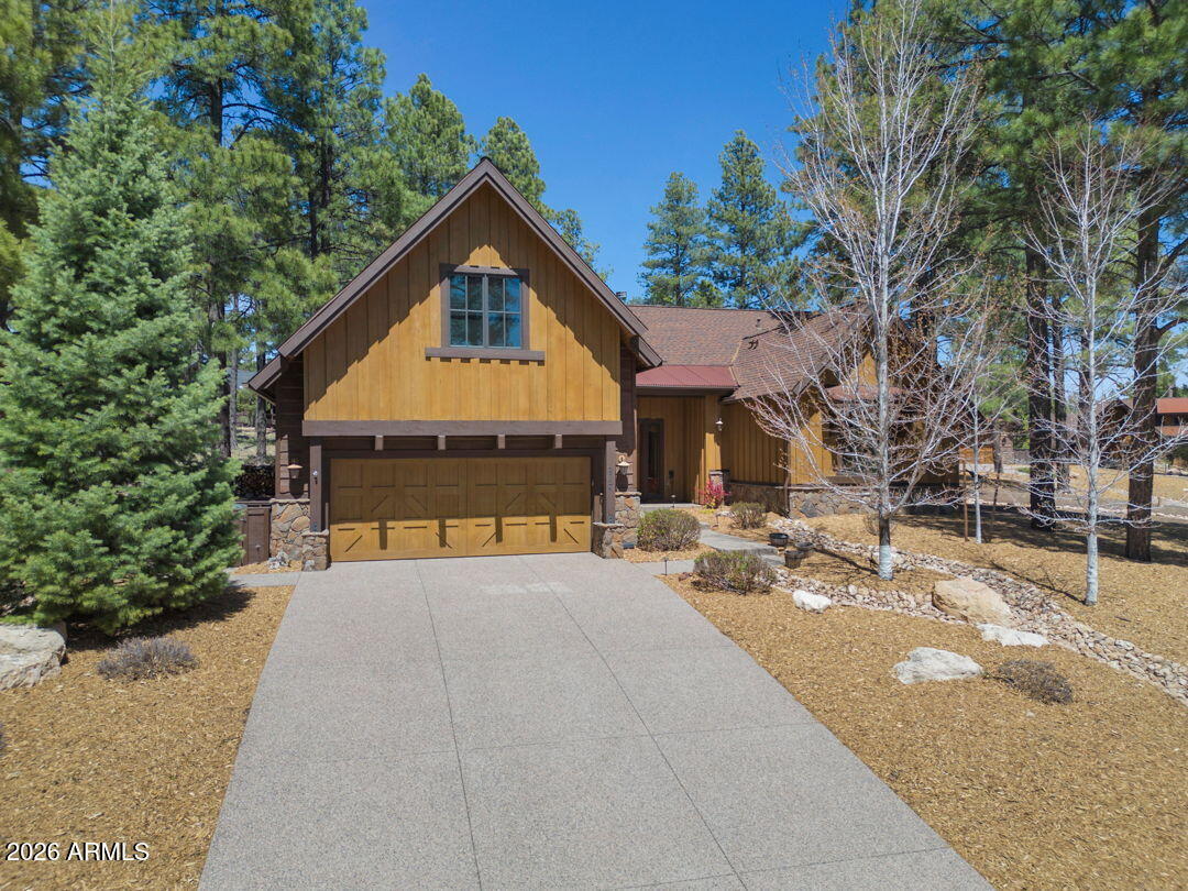 2724 S Birds of Prey Court, Flagstaff, AZ 86005 — Photo 1 of 47