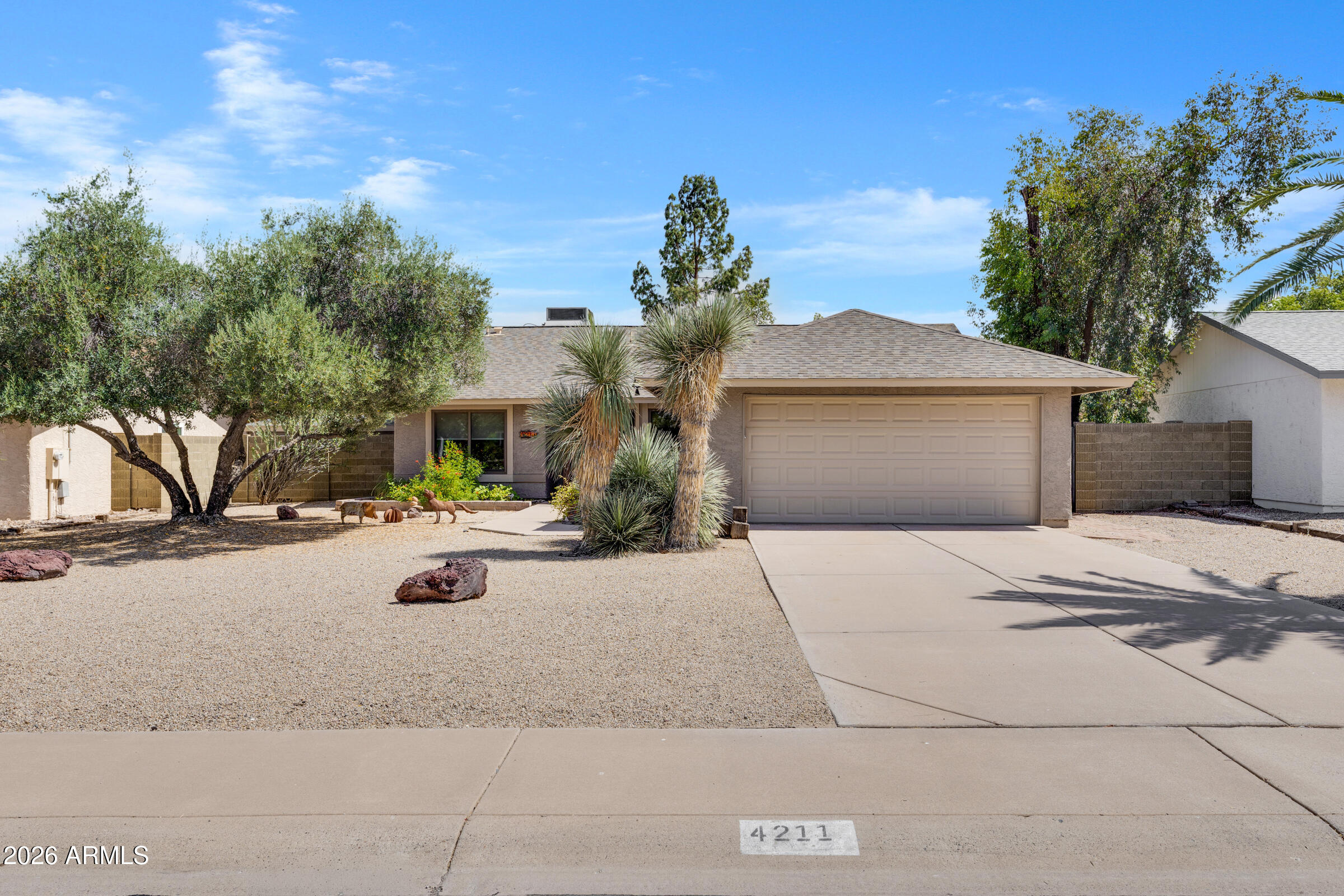 4211 E AHWATUKEE Drive, Phoenix, AZ 85044 — Photo 1 of 44