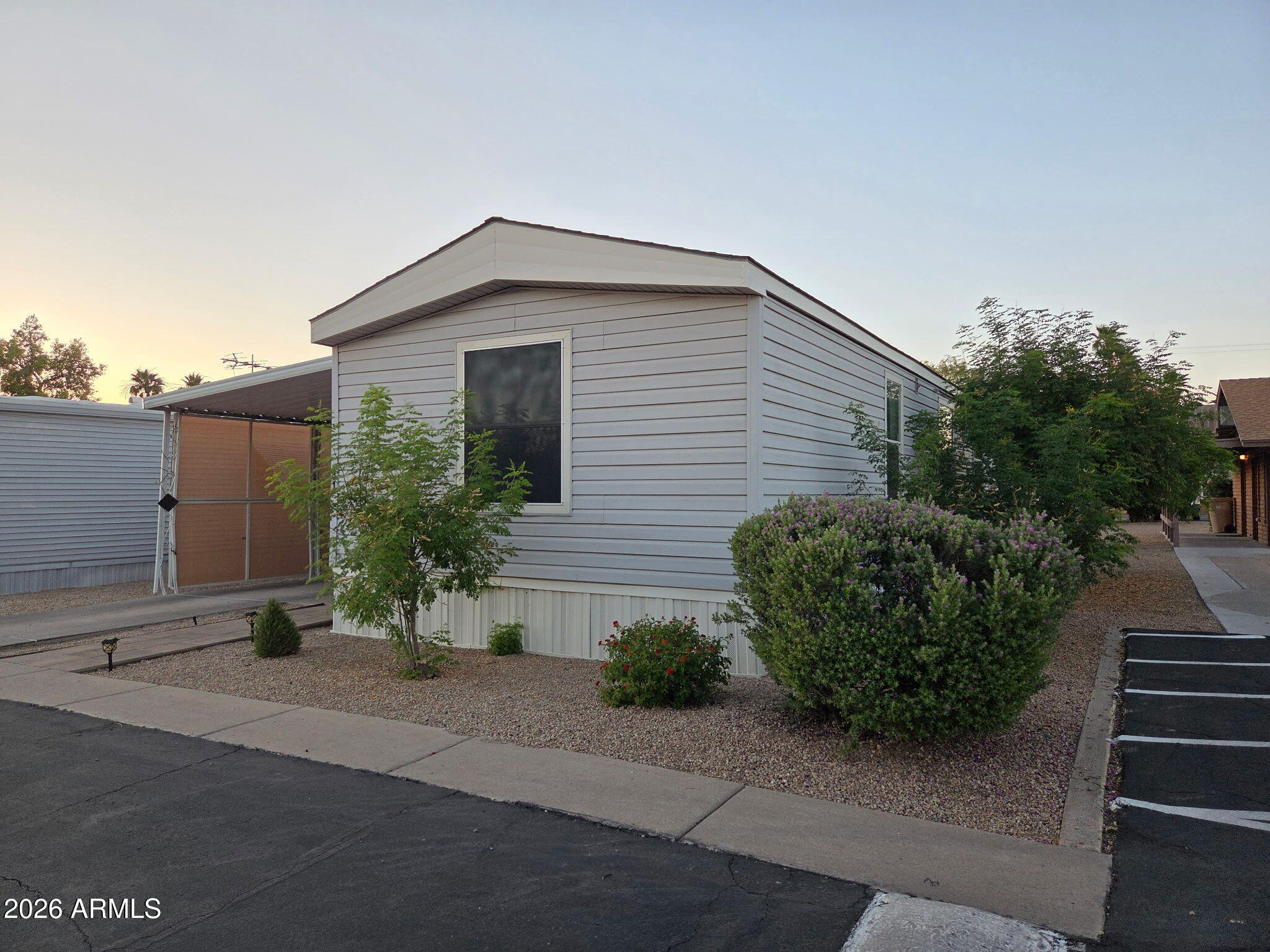 2523 E CONTENTION MINE Road 31, Phoenix, AZ 85032 — Photo 1 of 11