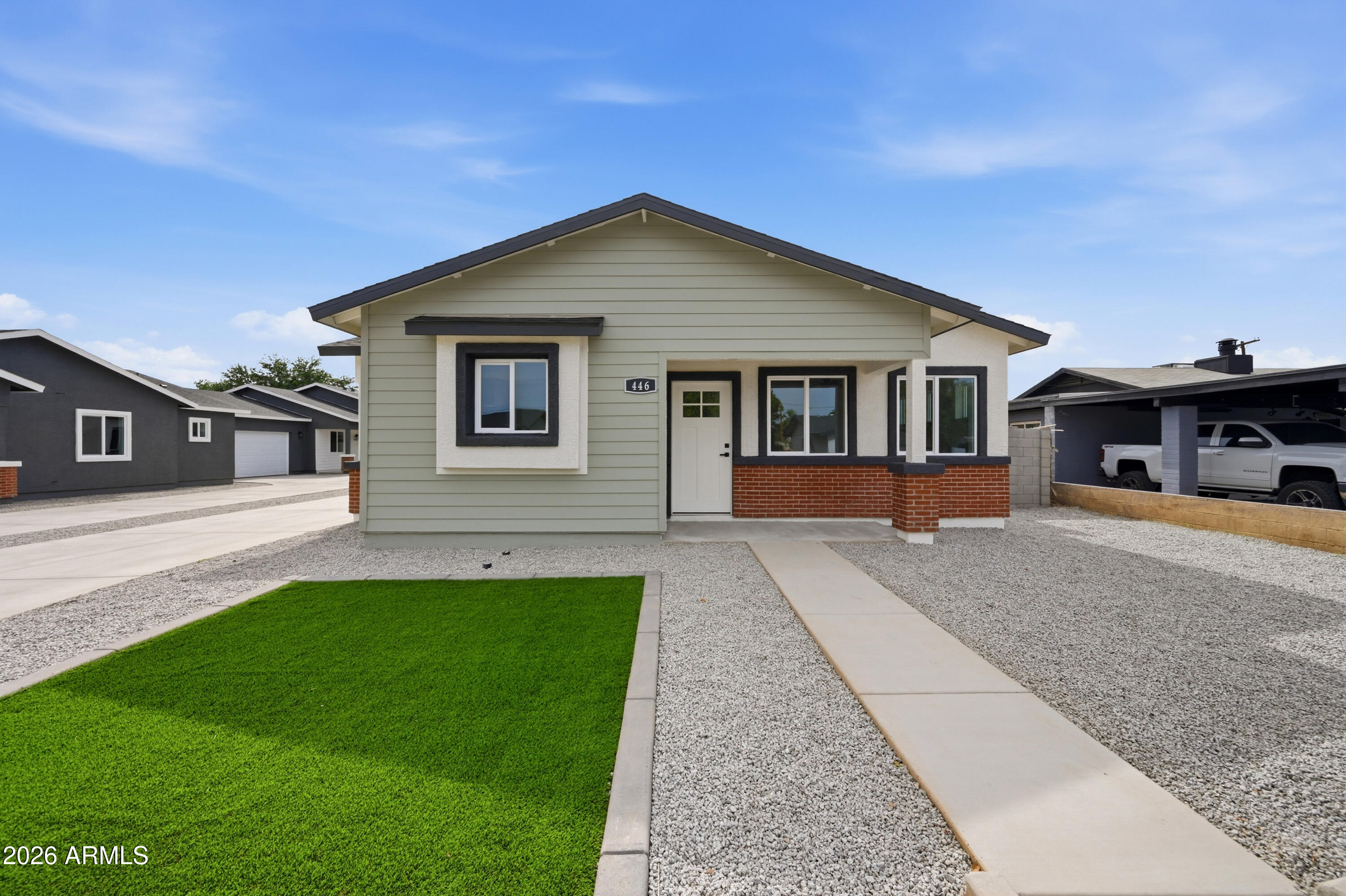 446 S PIONEER, Mesa, AZ 85204 — Photo 1 of 43