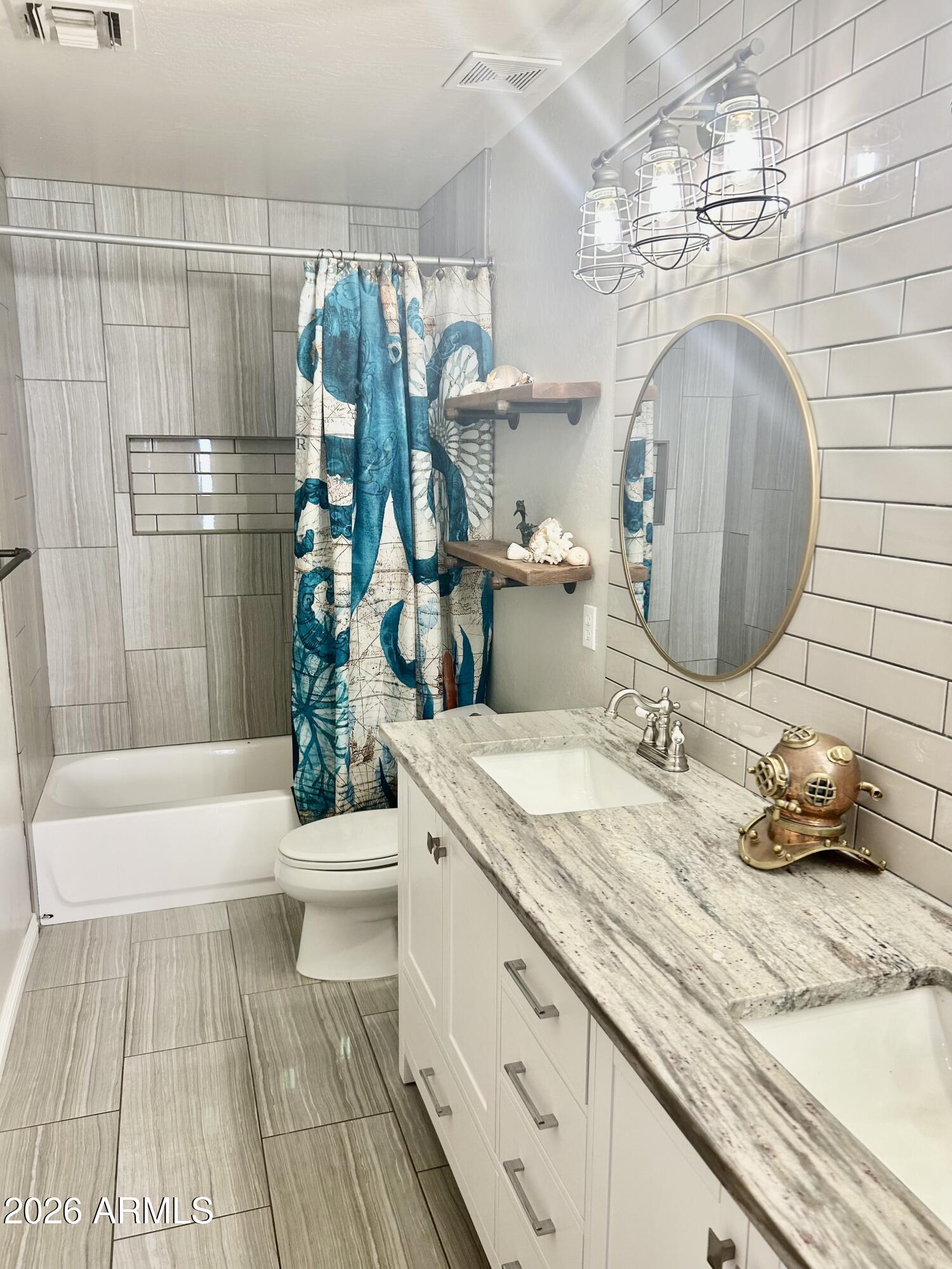 Thumbnail 12