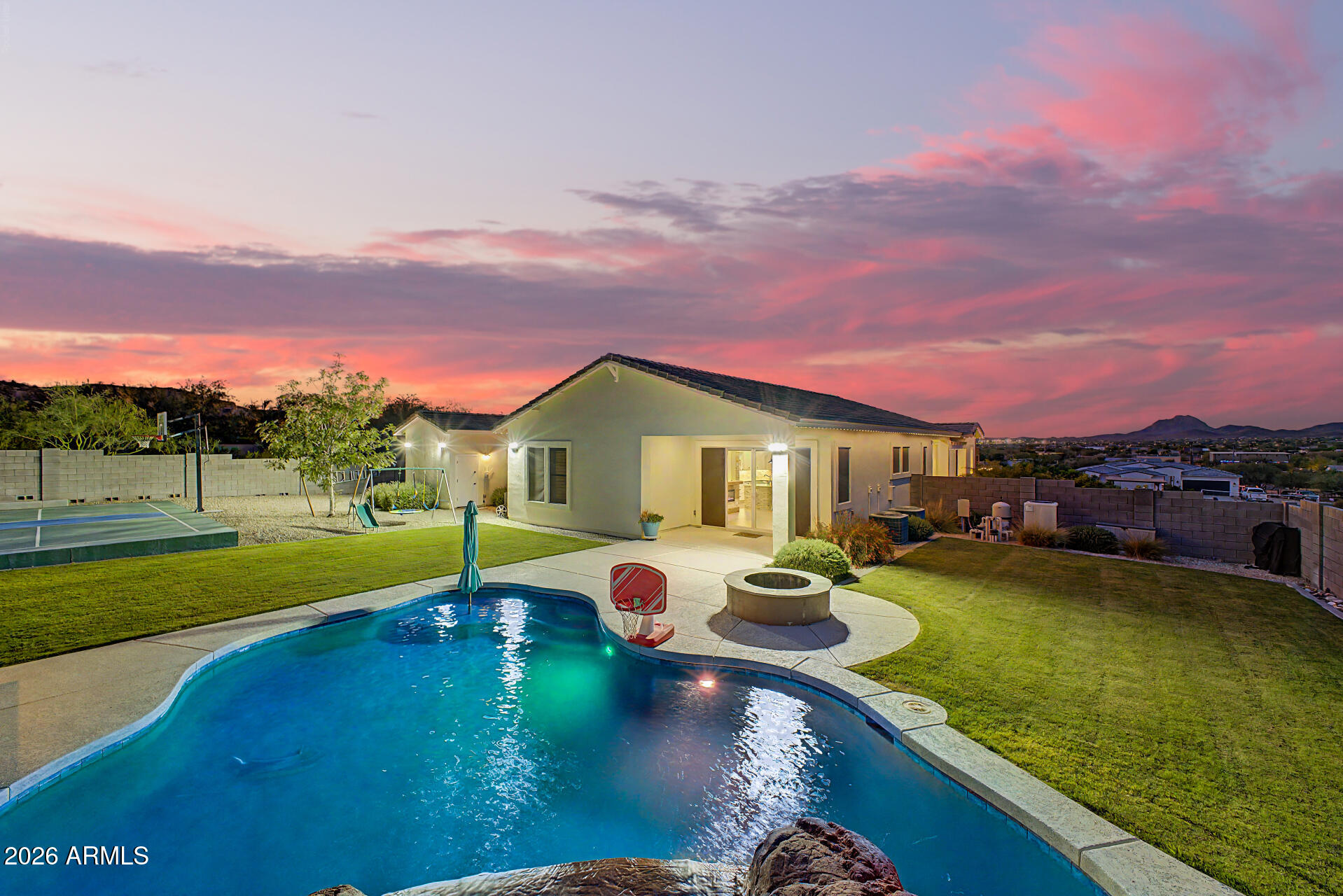 3233 W HORIZON Drive, Phoenix, AZ 85086 — Photo 1 of 49
