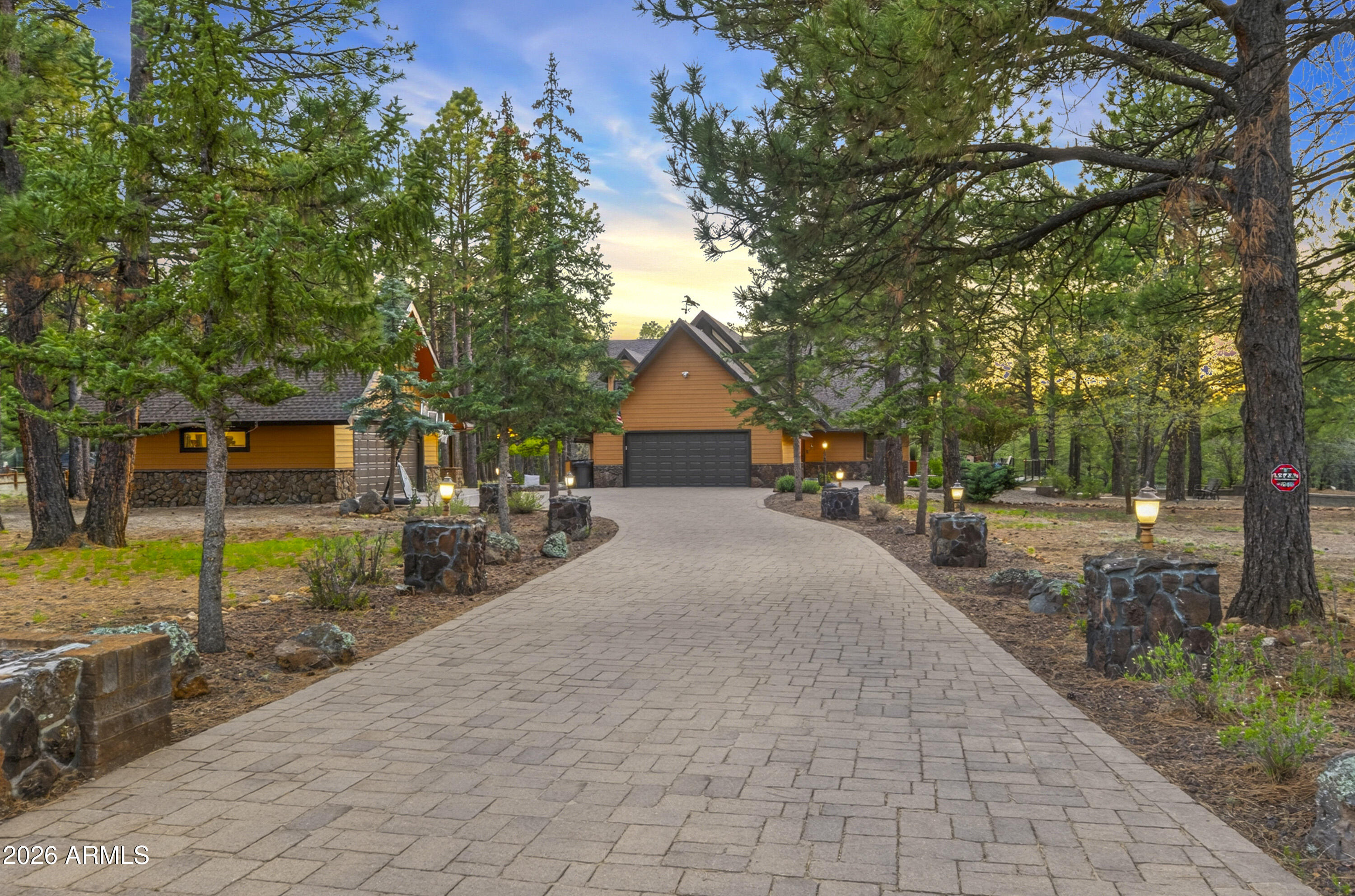 1107 N MARINA Lane, Flagstaff, AZ 86004 — Photo 1 of 39