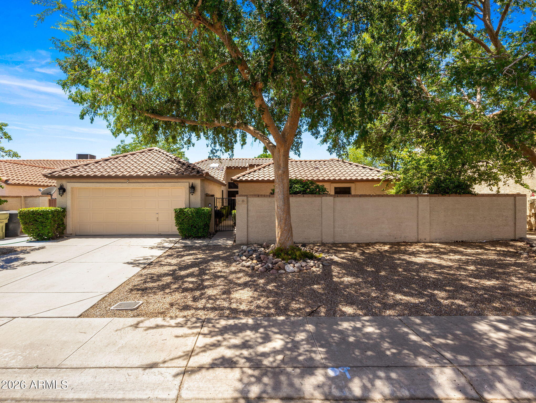 10234 N 54TH Drive, Glendale, AZ 85302 — Photo 1 of 34