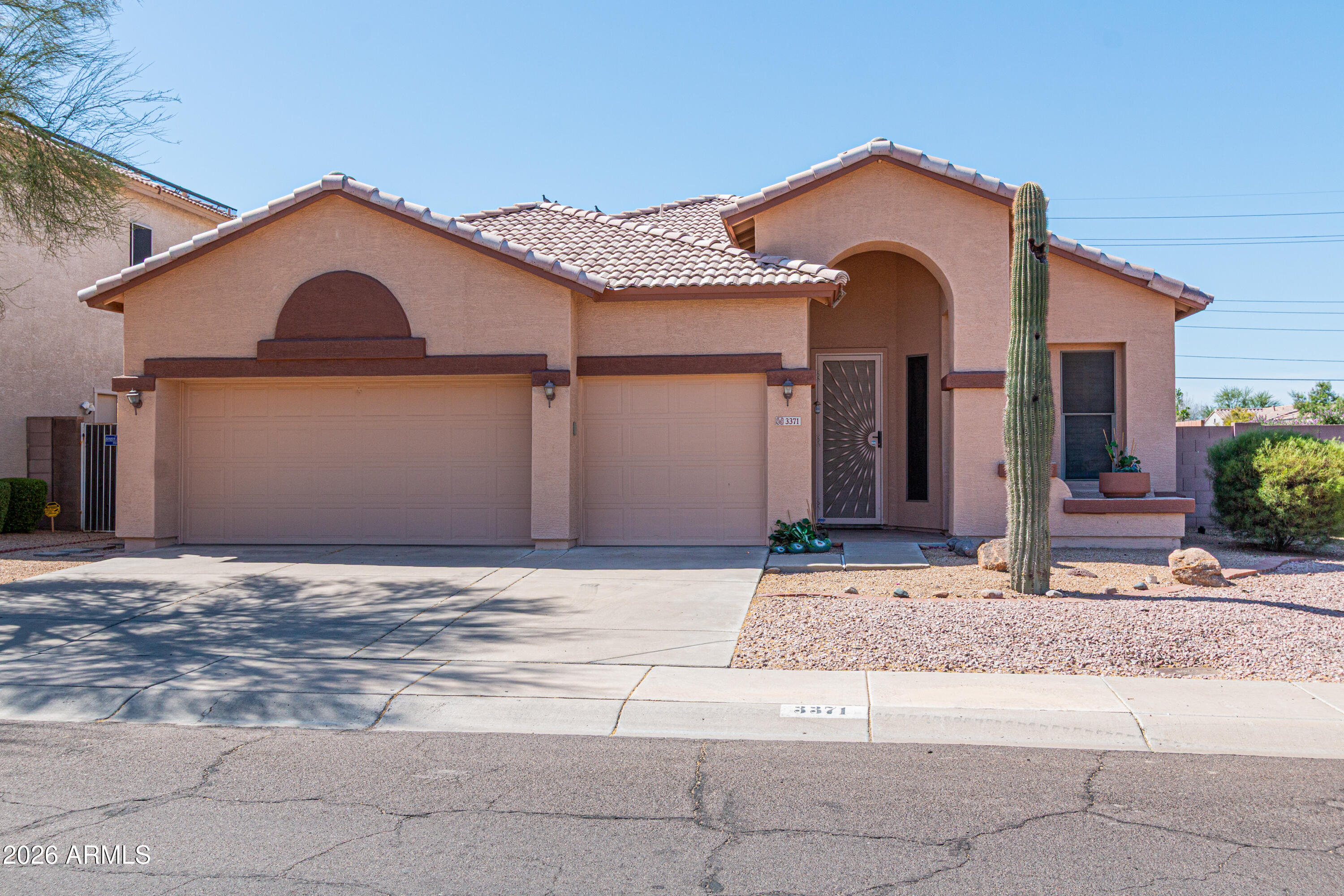 3371 W VIA DEL SOL Drive, Phoenix, AZ 85027 — Photo 1 of 29
