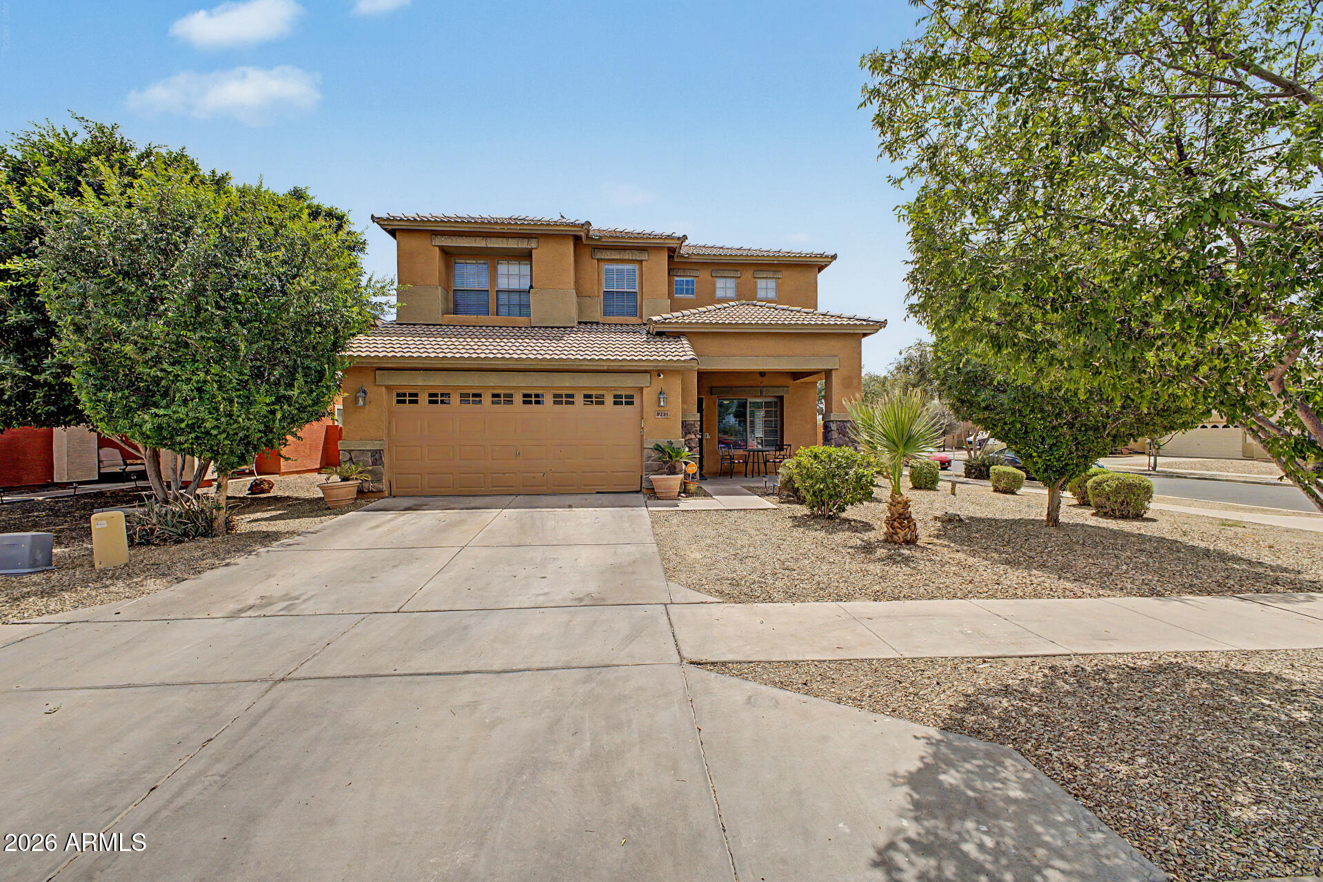 9231 W RAYMOND Street, Tolleson, AZ 85353 — Photo 1 of 55