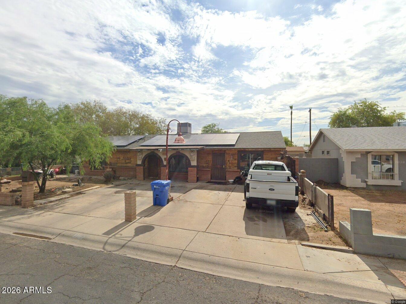 2509 N 49TH Avenue, Phoenix, AZ 85035 — Photo 1 of 40