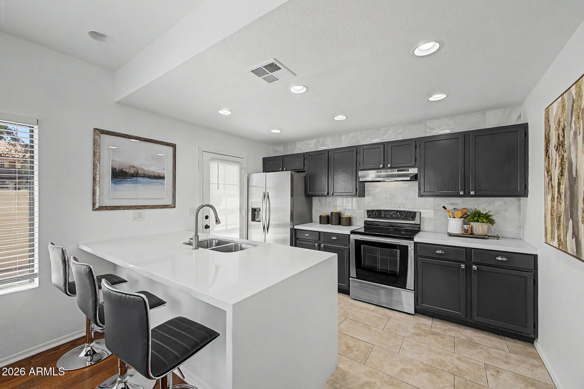 1017 E MARYLAND Avenue 108, Phoenix, AZ 85014 — Photo 1 of 18